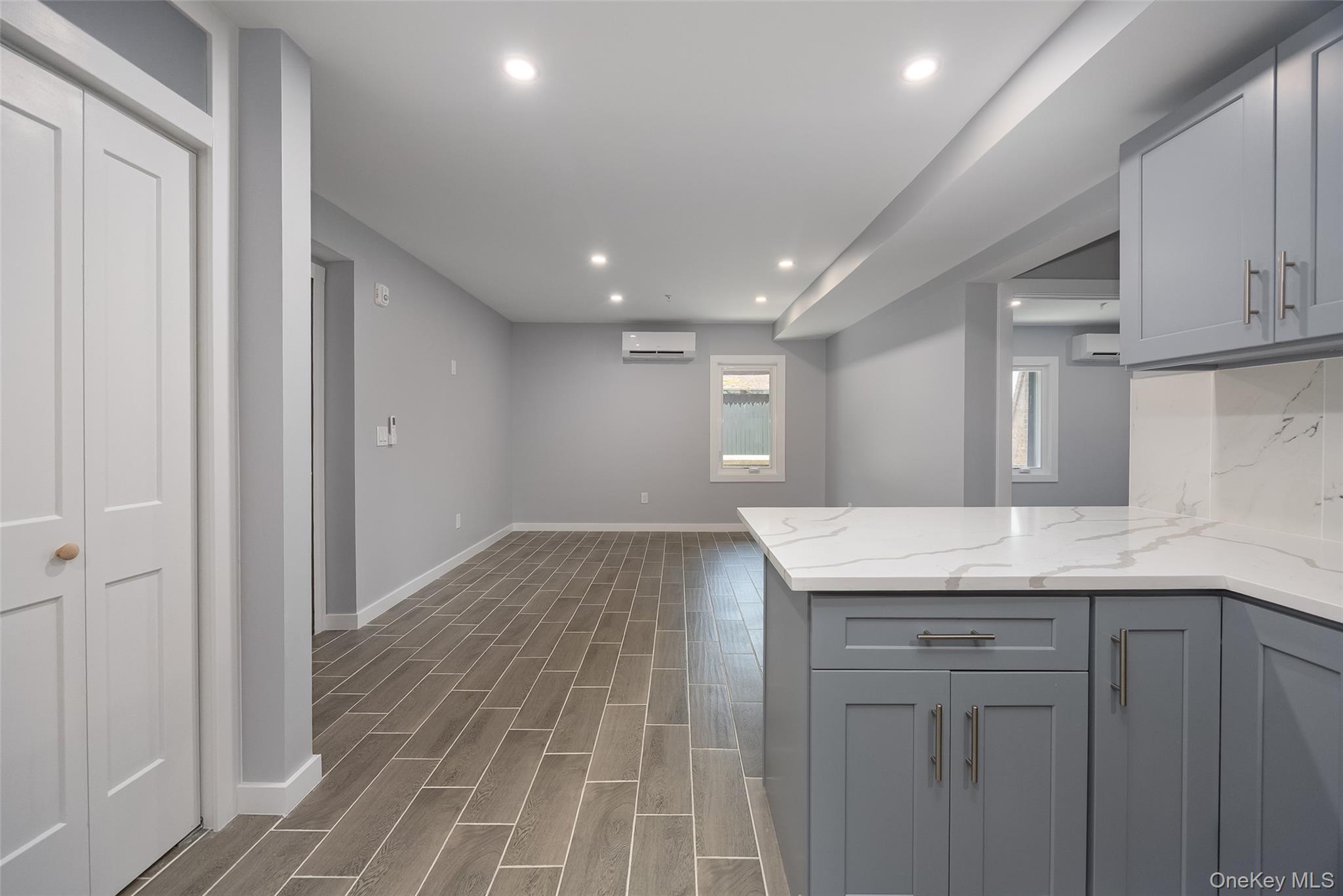 126 Innis Avenue, Unit 1-1 photo 3