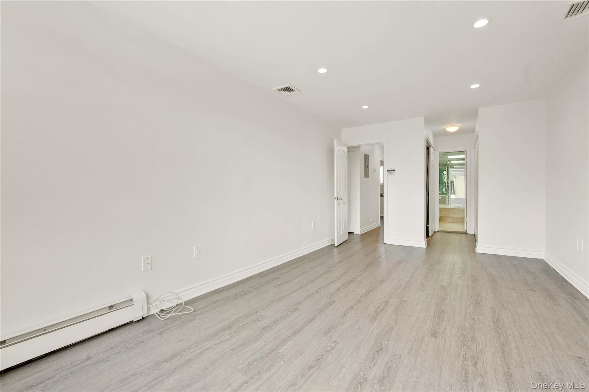 120-09 Riviera Court, Unit 10B photo 33