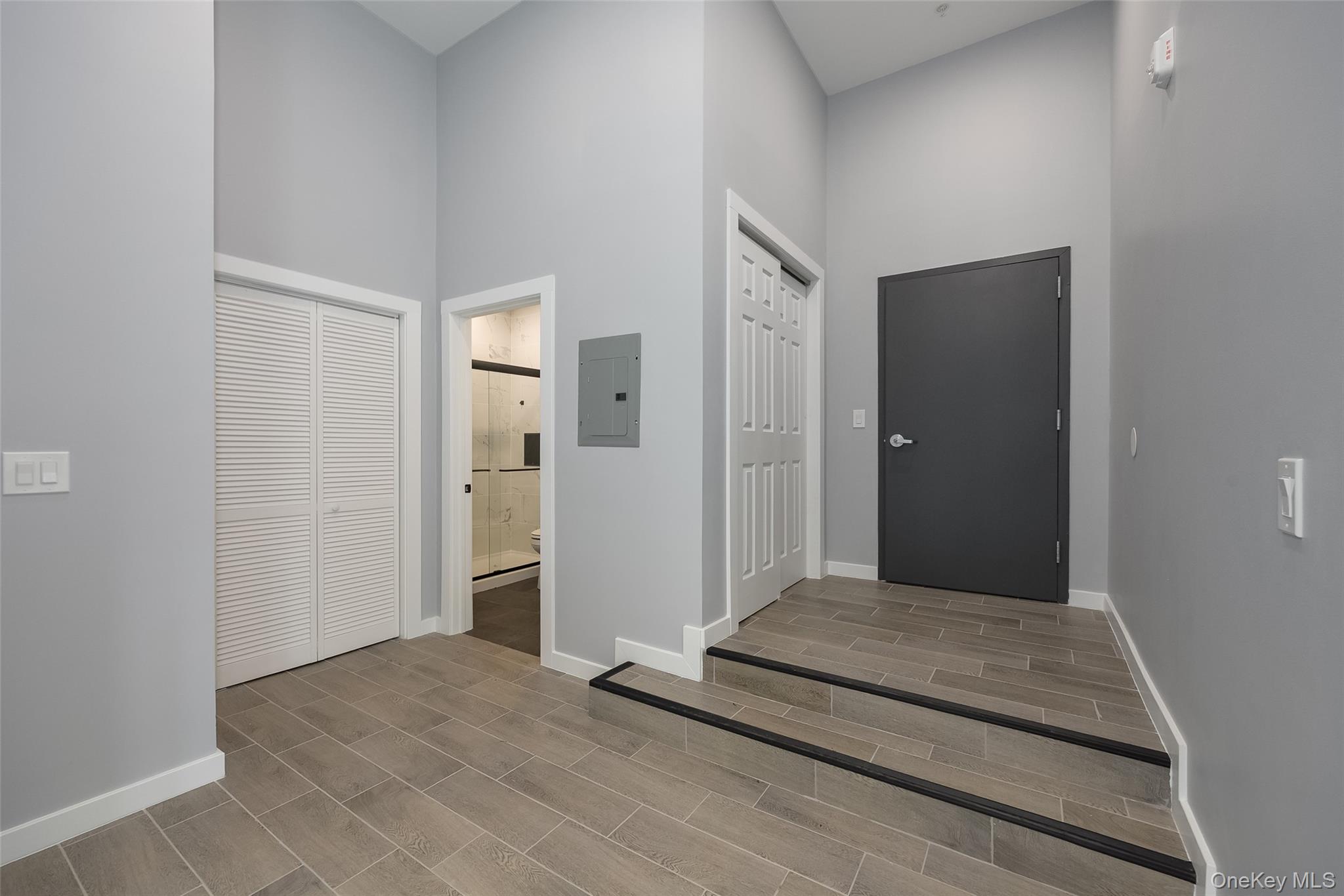 126 Innis Avenue, Unit 2-1 photo 6