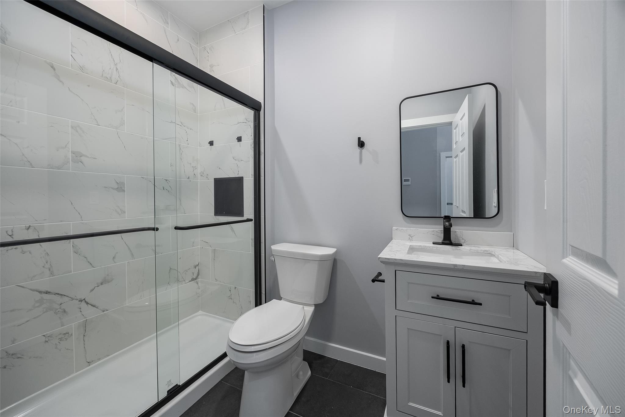 126 Innis Avenue, Unit 2-1 photo 8