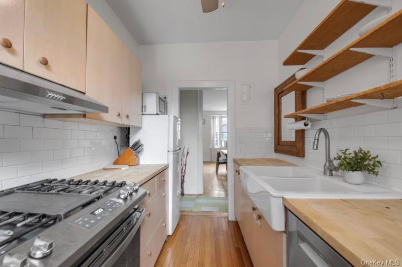 3515 78th Street, Unit 41 photo 6