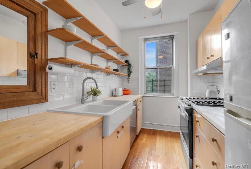 3515 78th Street, Unit 41 photo 5