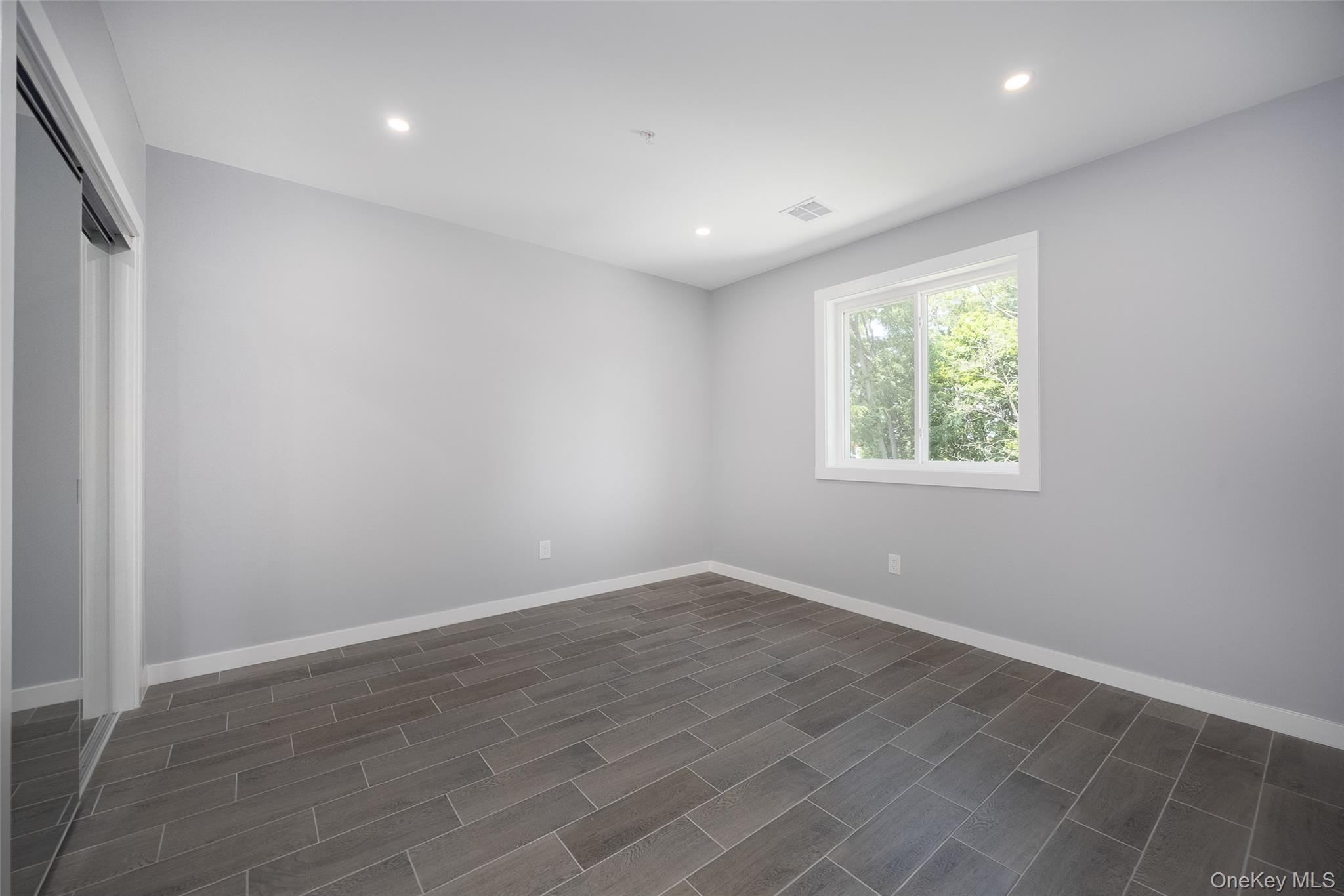 126 Innis Avenue, Unit 2-3 photo 7