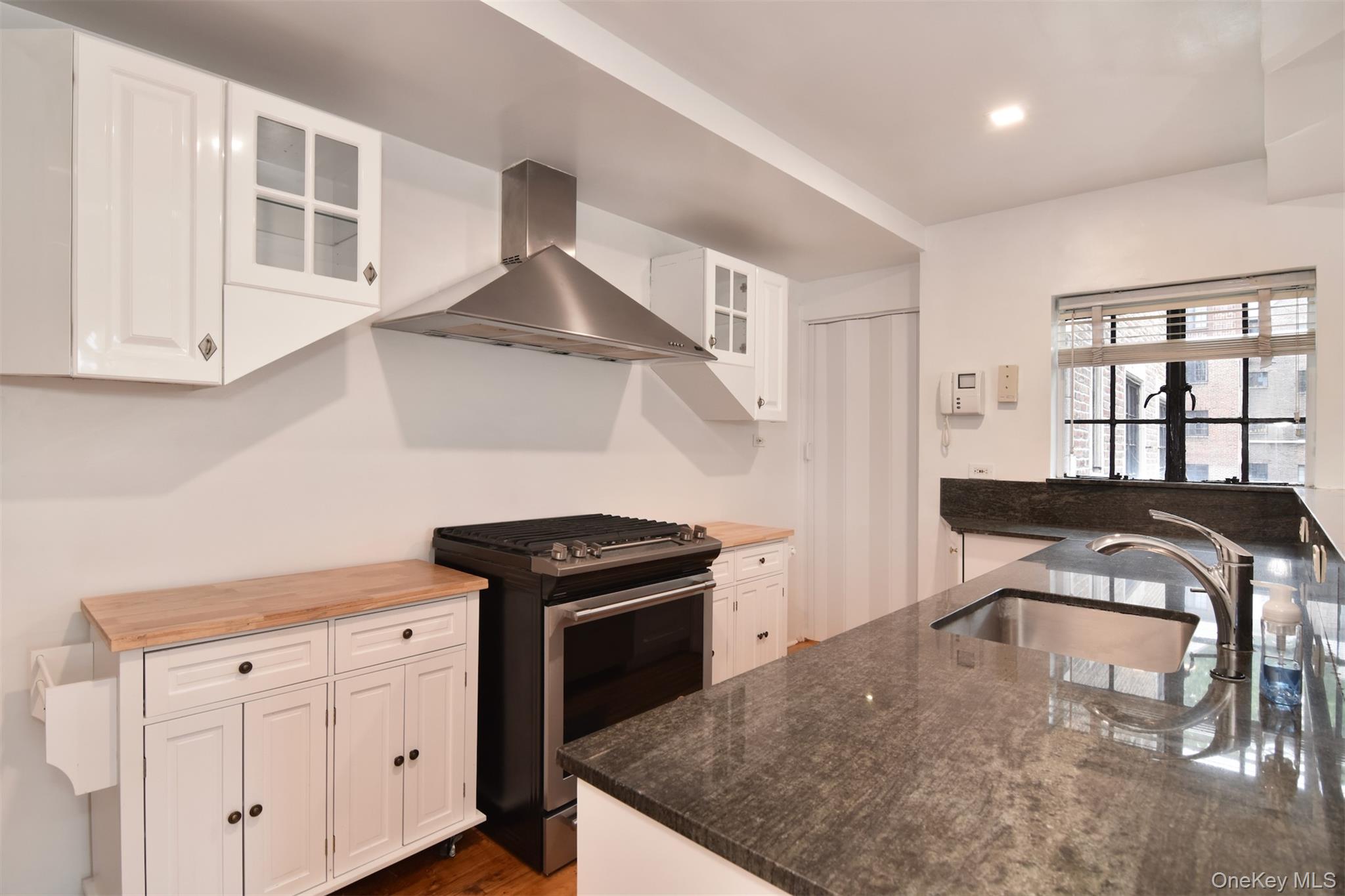 915 Wynnewood Road, Unit A3 photo 6