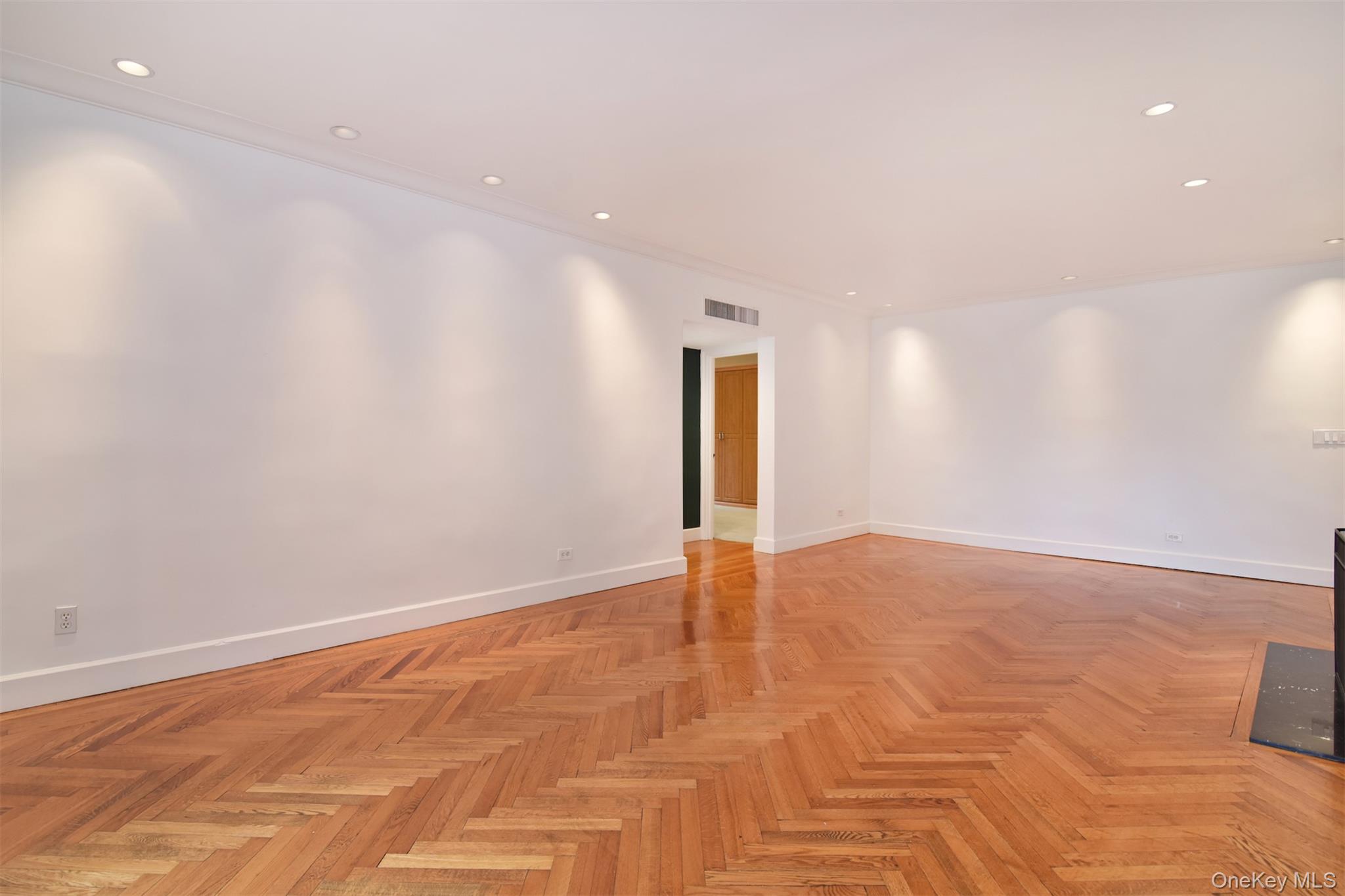 915 Wynnewood Road, Unit A3 photo 4