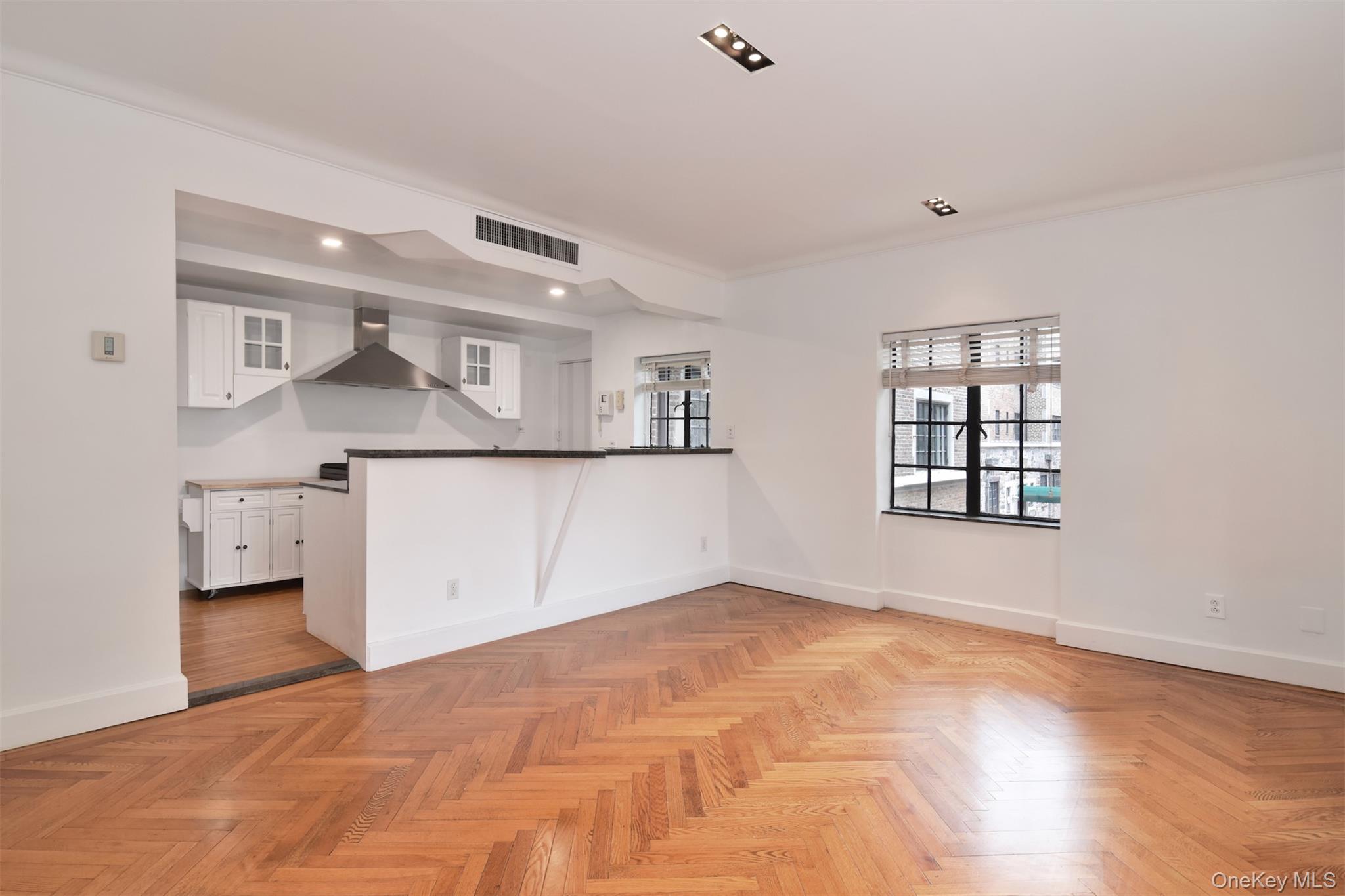 915 Wynnewood Road, Unit A3 photo 5