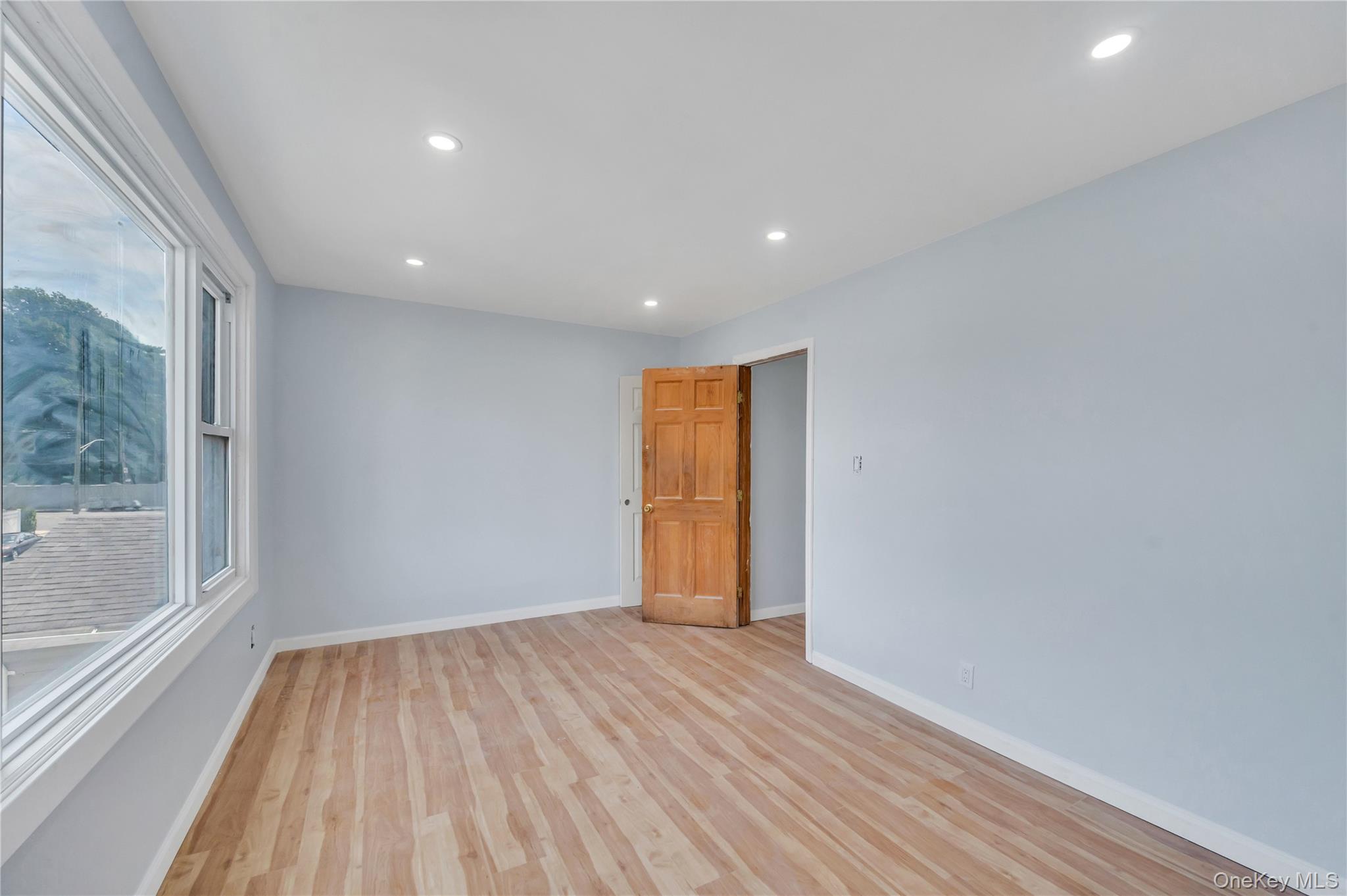 217-08 110th Road – For Sale photo 14