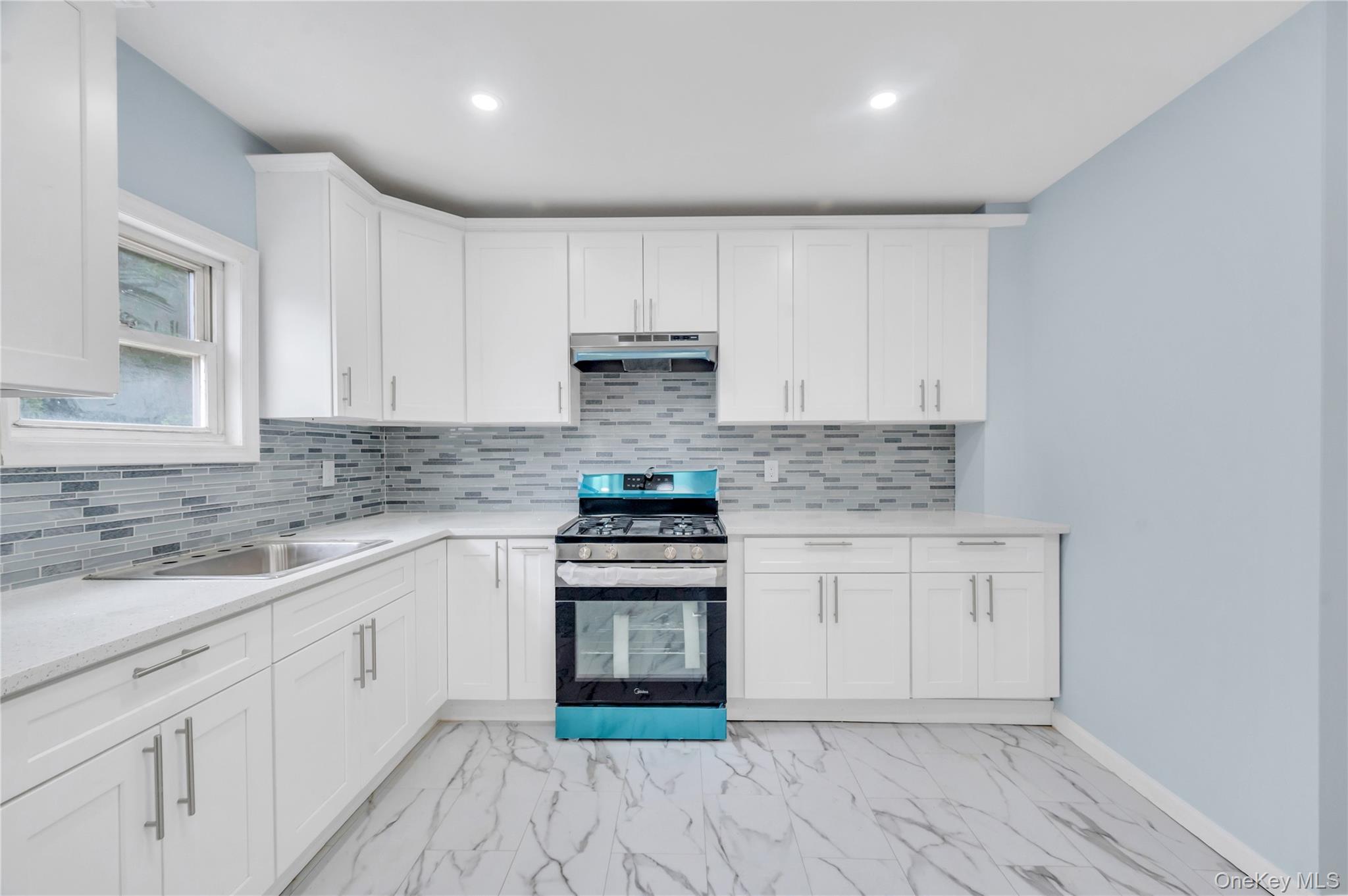 217-08 110th Road – For Sale photo 9