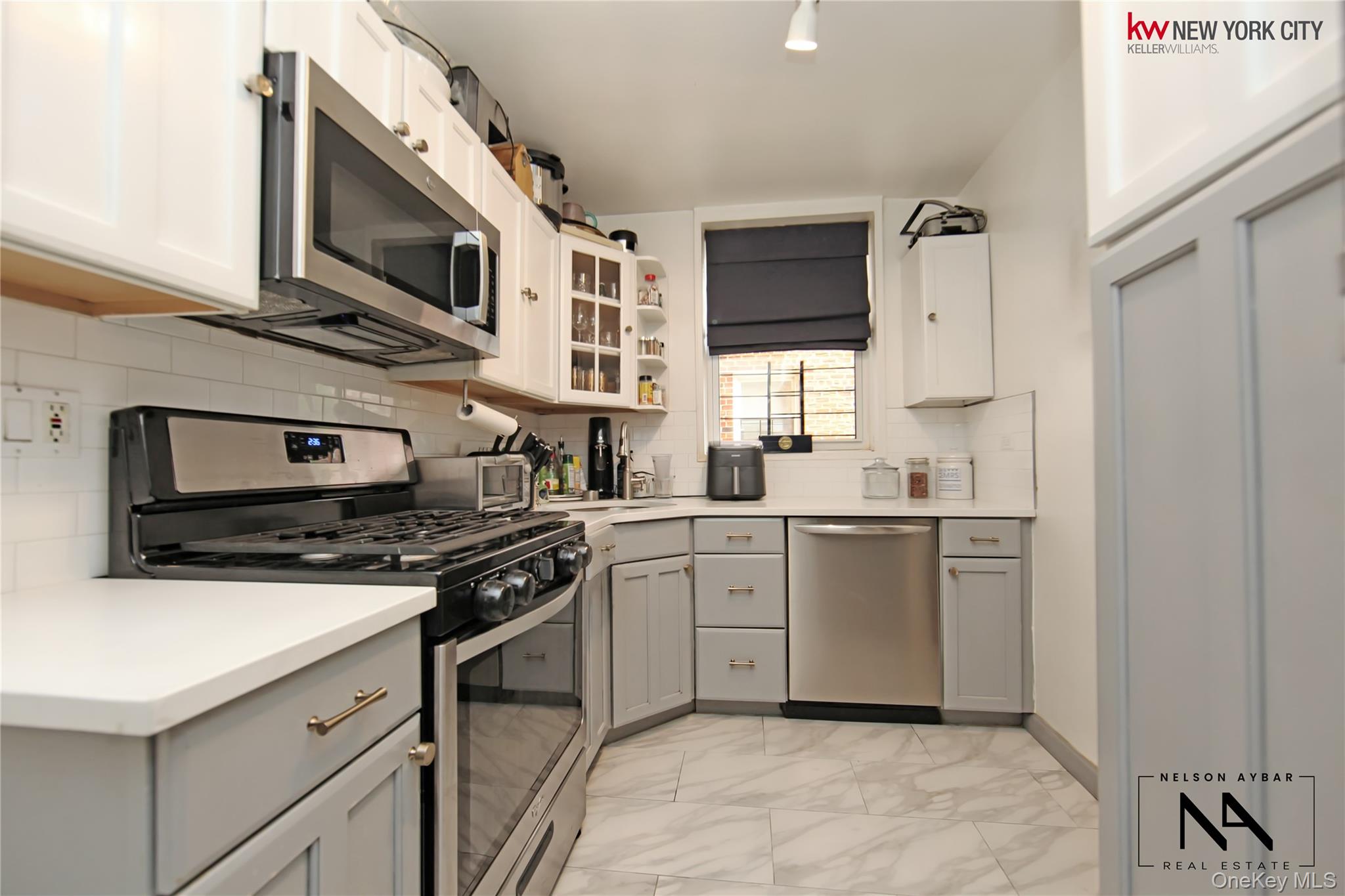 46-01 39th Avenue, Unit 103 photo 5