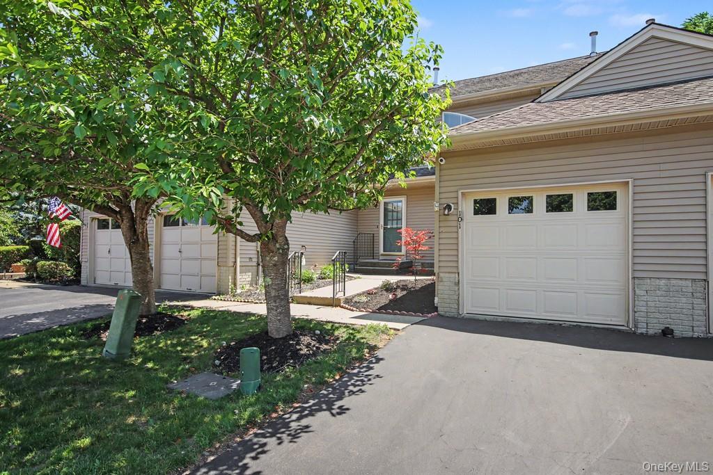 101 Elmcrest Drive – For Sale photo 3