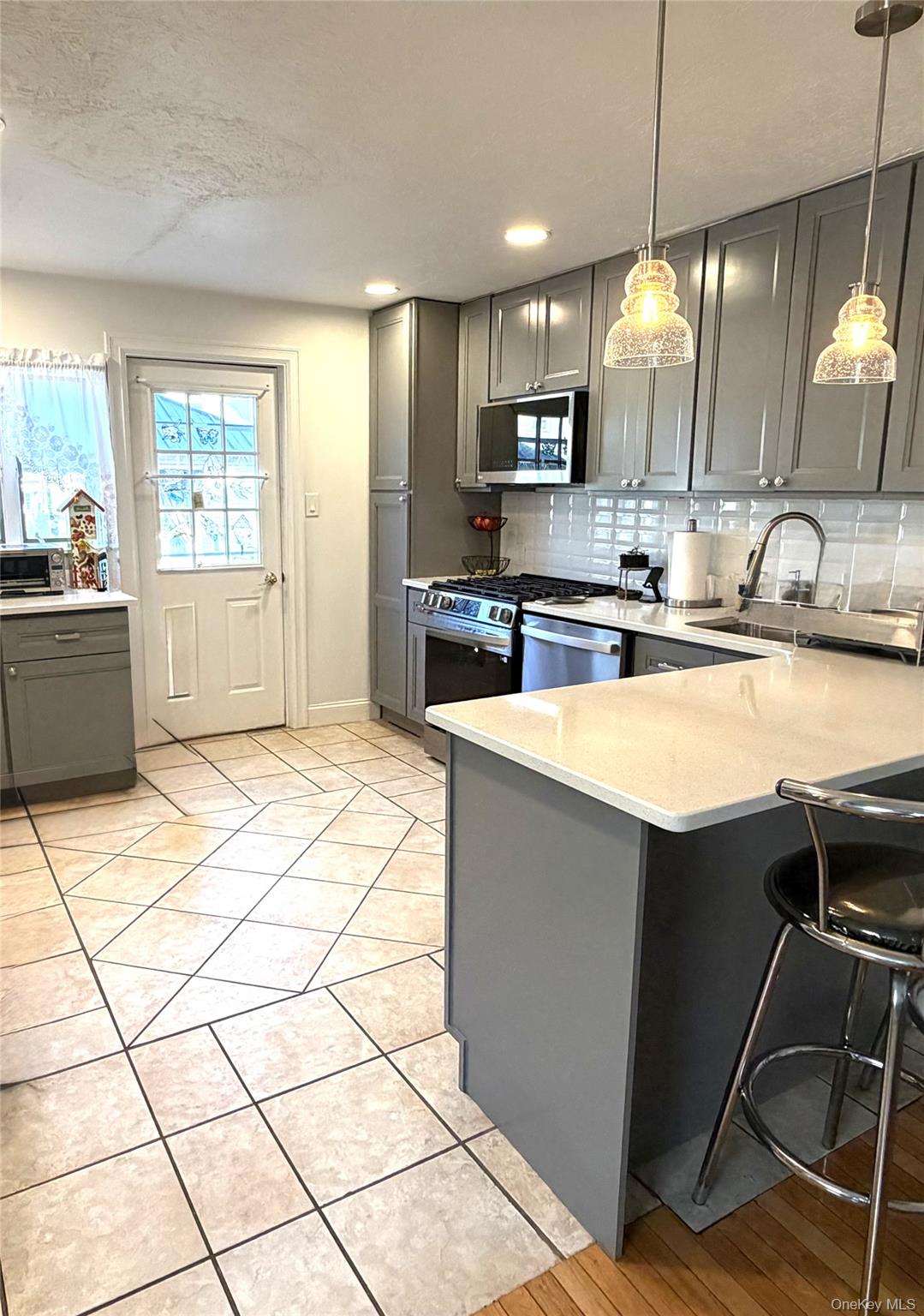 411 Elm Street – For Rent photo 4