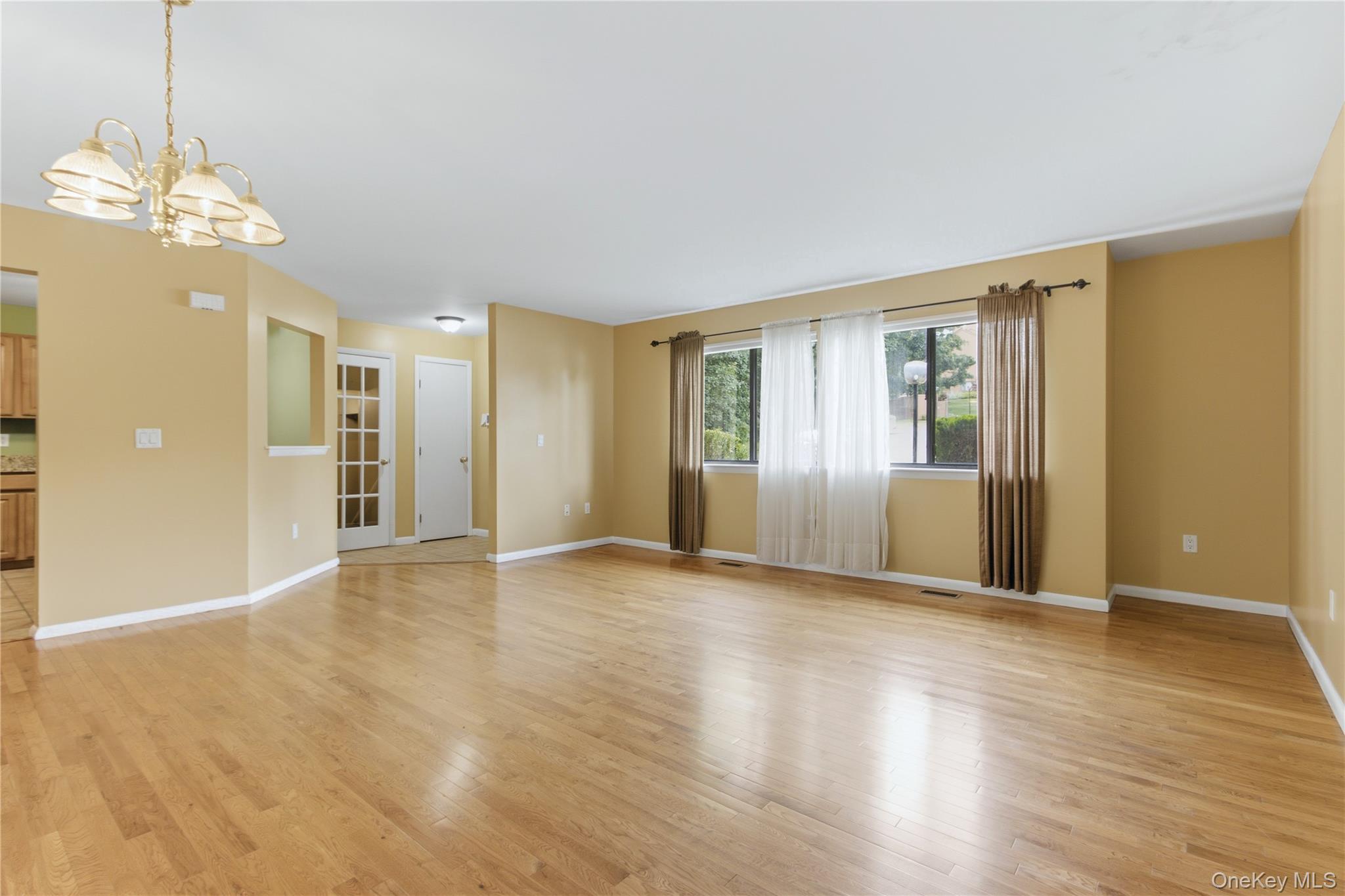 702 Scenic Lane – For Sale photo 8