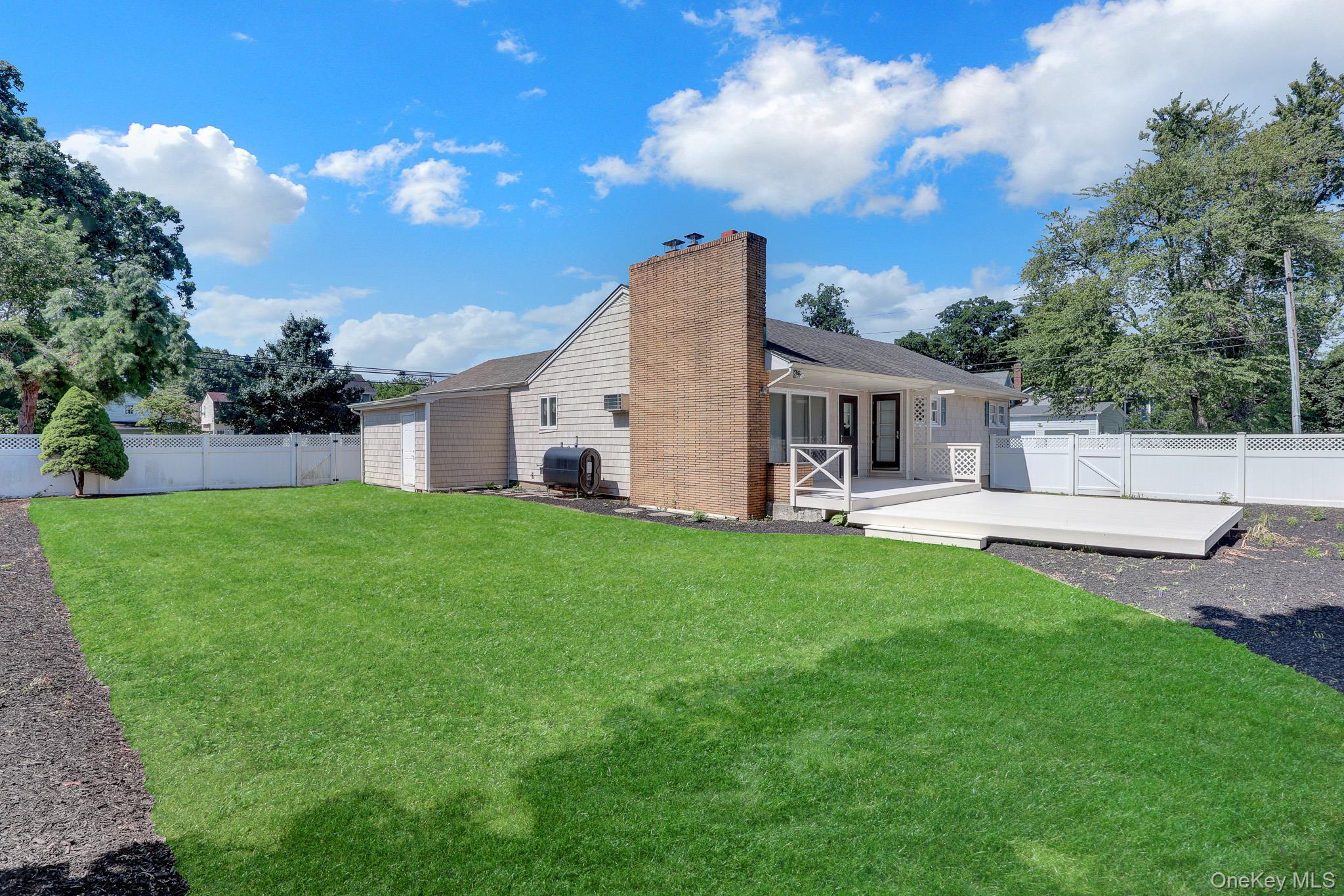 12 Bainbridge Avenue – For Sale photo 8