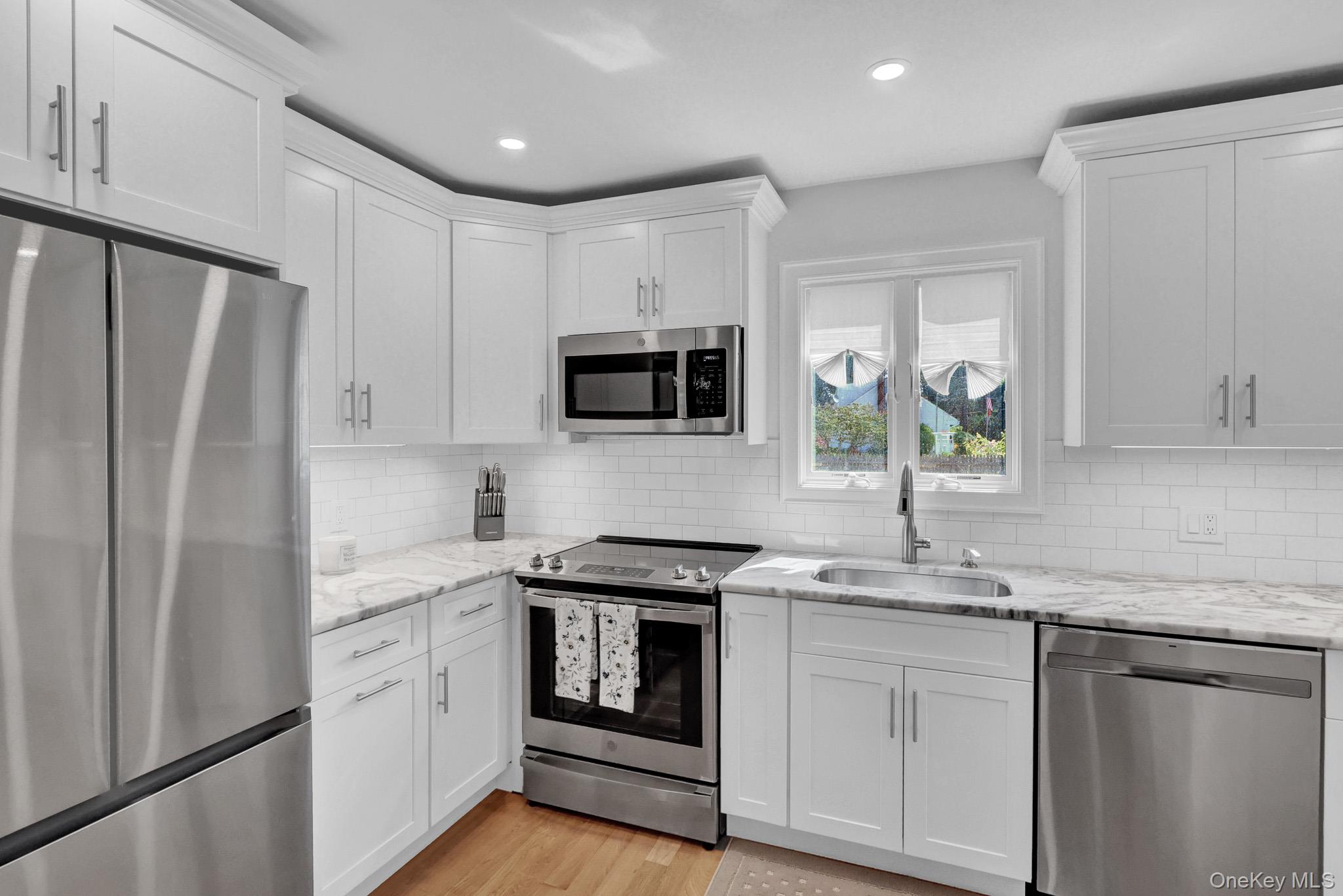 12 Bainbridge Avenue – For Sale photo 12