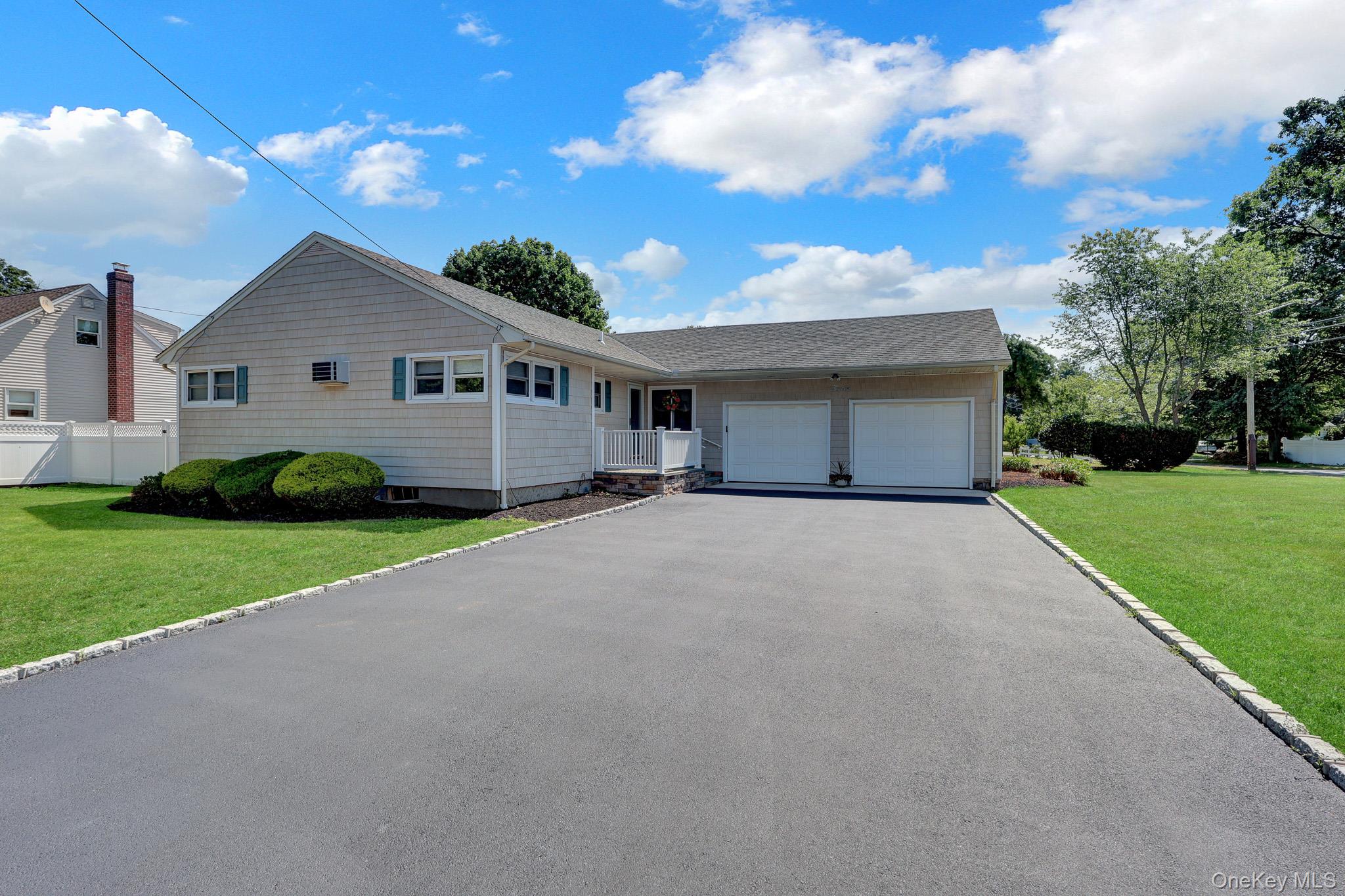 12 Bainbridge Avenue – For Sale photo 6