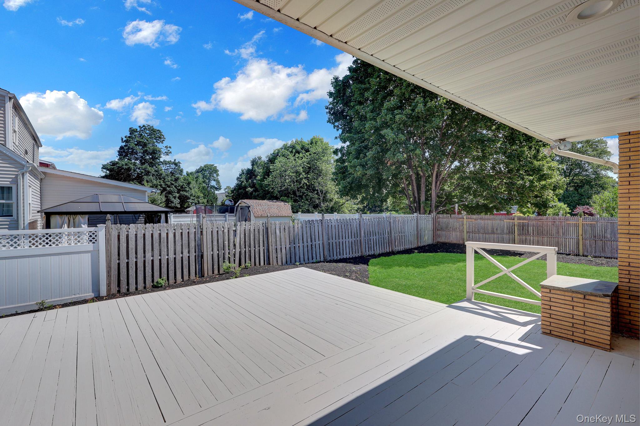12 Bainbridge Avenue – For Sale photo 10