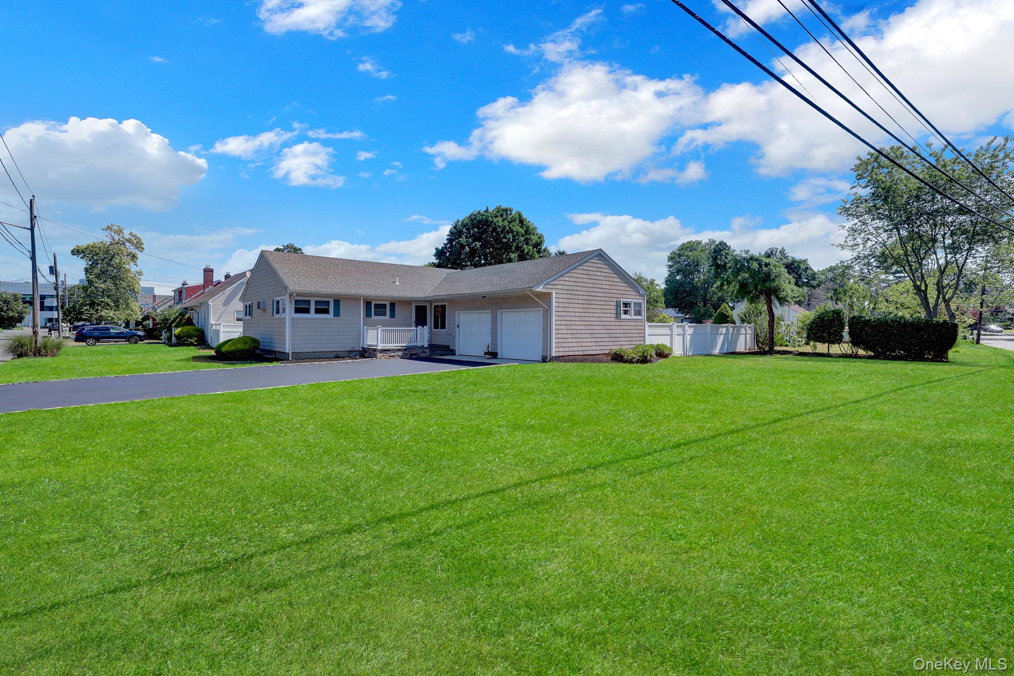 12 Bainbridge Avenue – For Sale photo 5