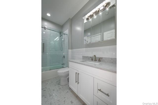 1 Charles Pond Drive, Unit 2-224 photo 12