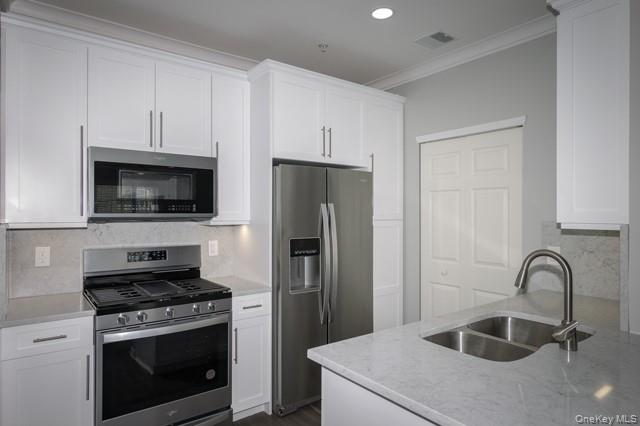1 Charles Pond Drive, Unit 2-216 photo 4