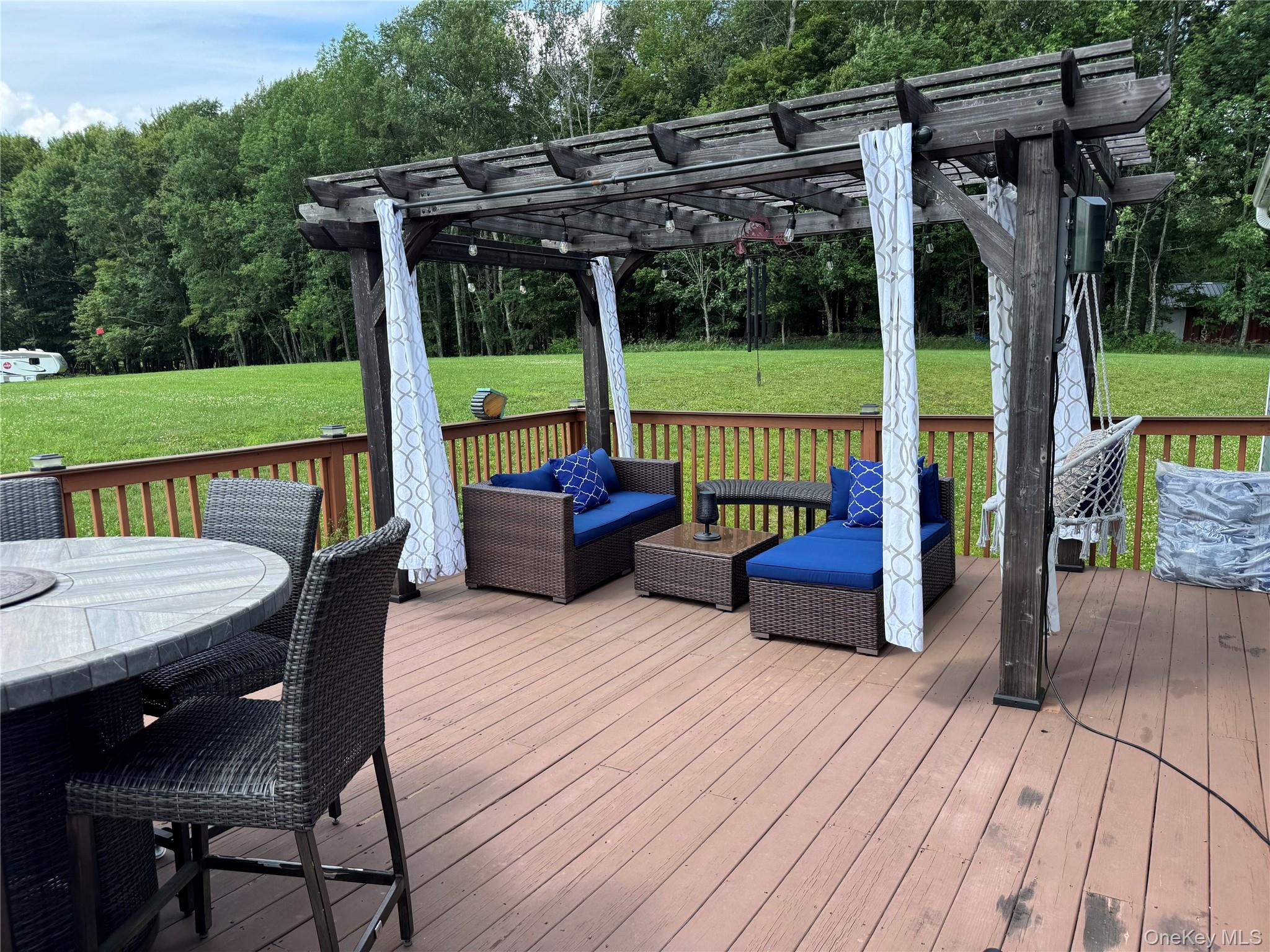 281 Perry Road – For Sale photo 2