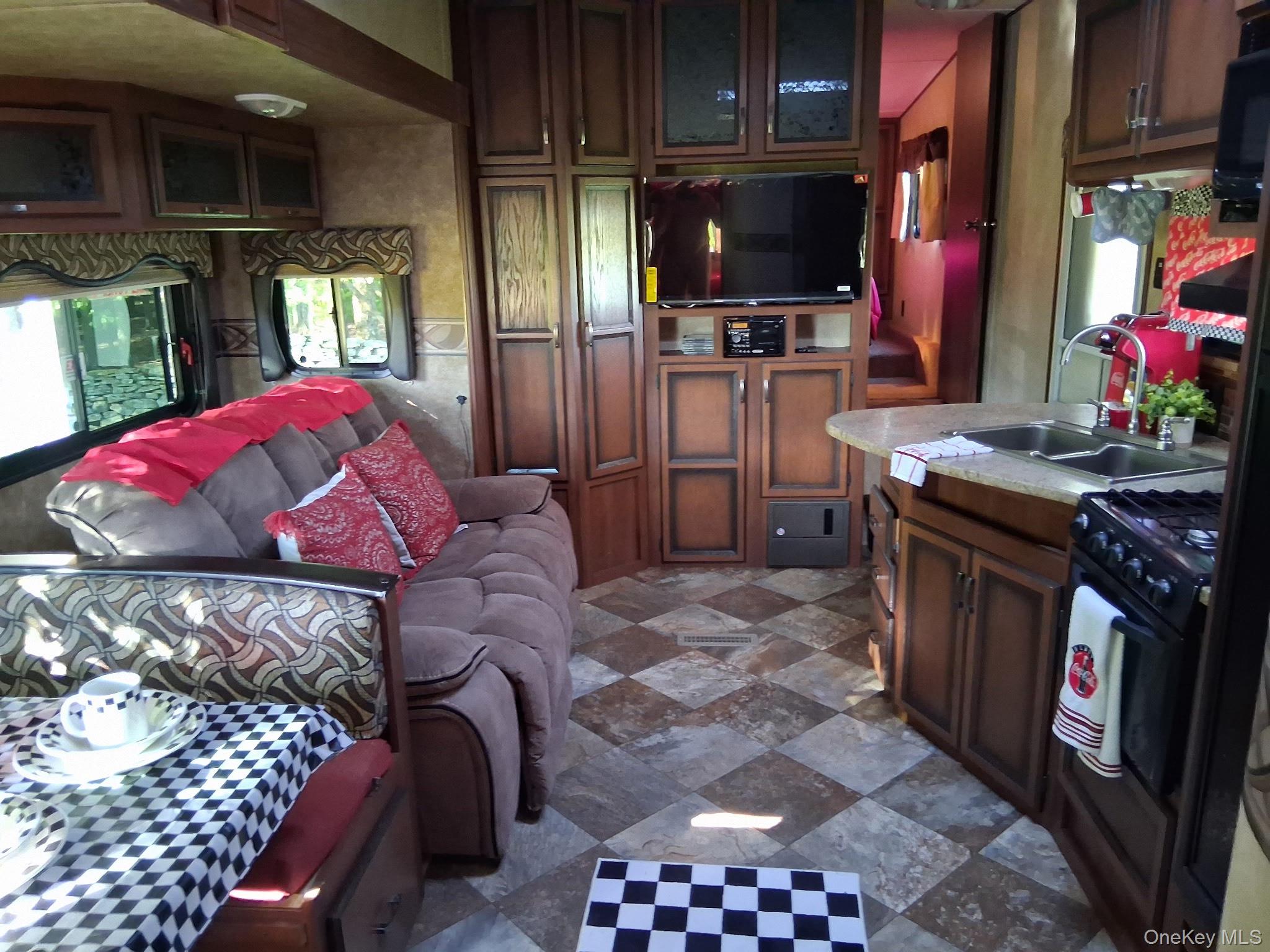 281 Perry Road – For Sale photo 38