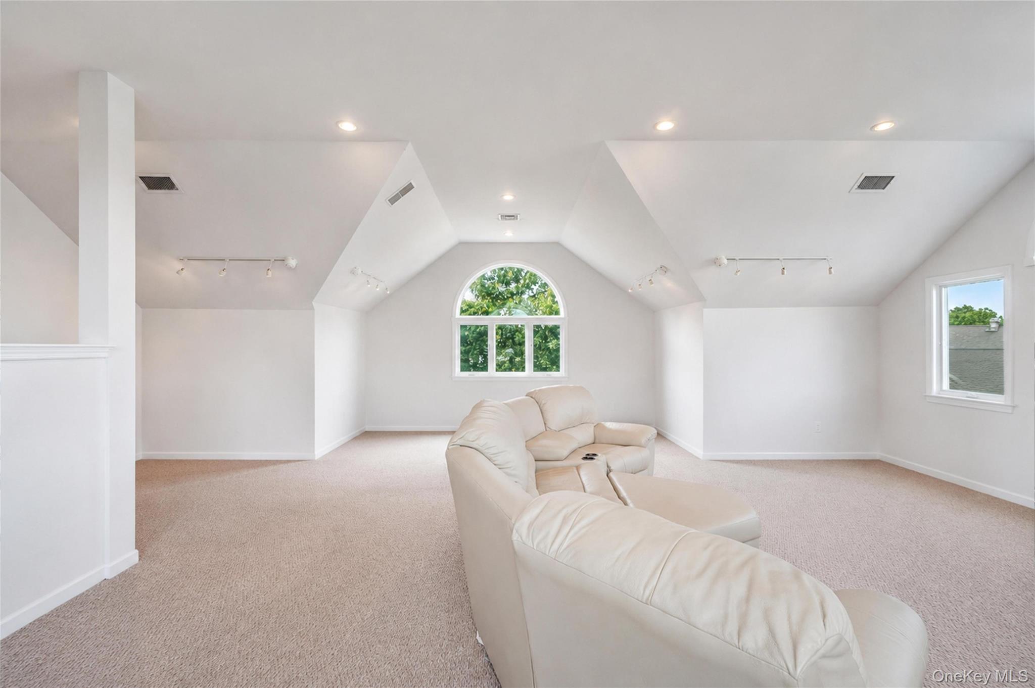 40 Columbia Street – For Sale photo 19