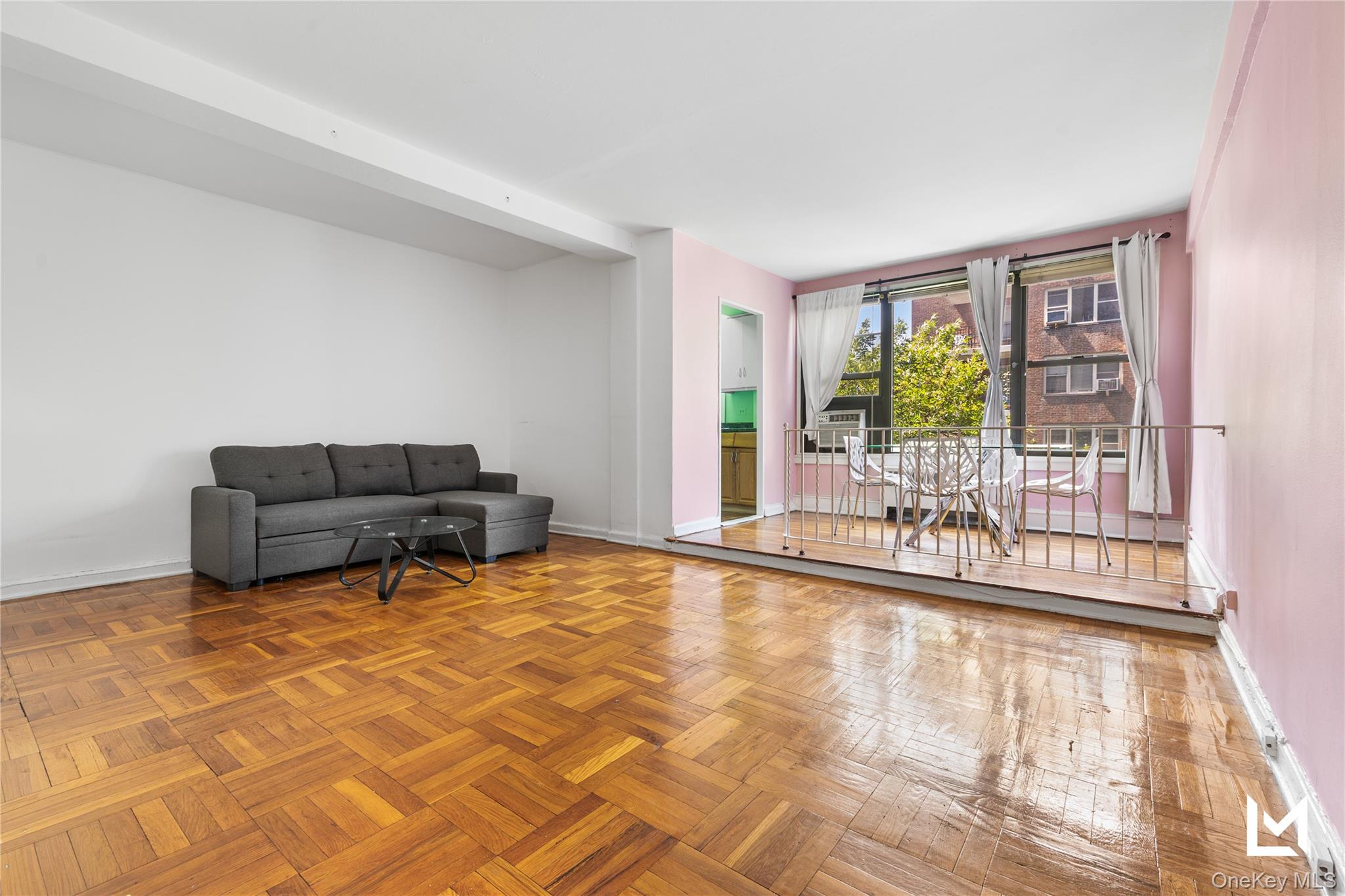 98-34 63rd Drive, Unit 4J photo 4