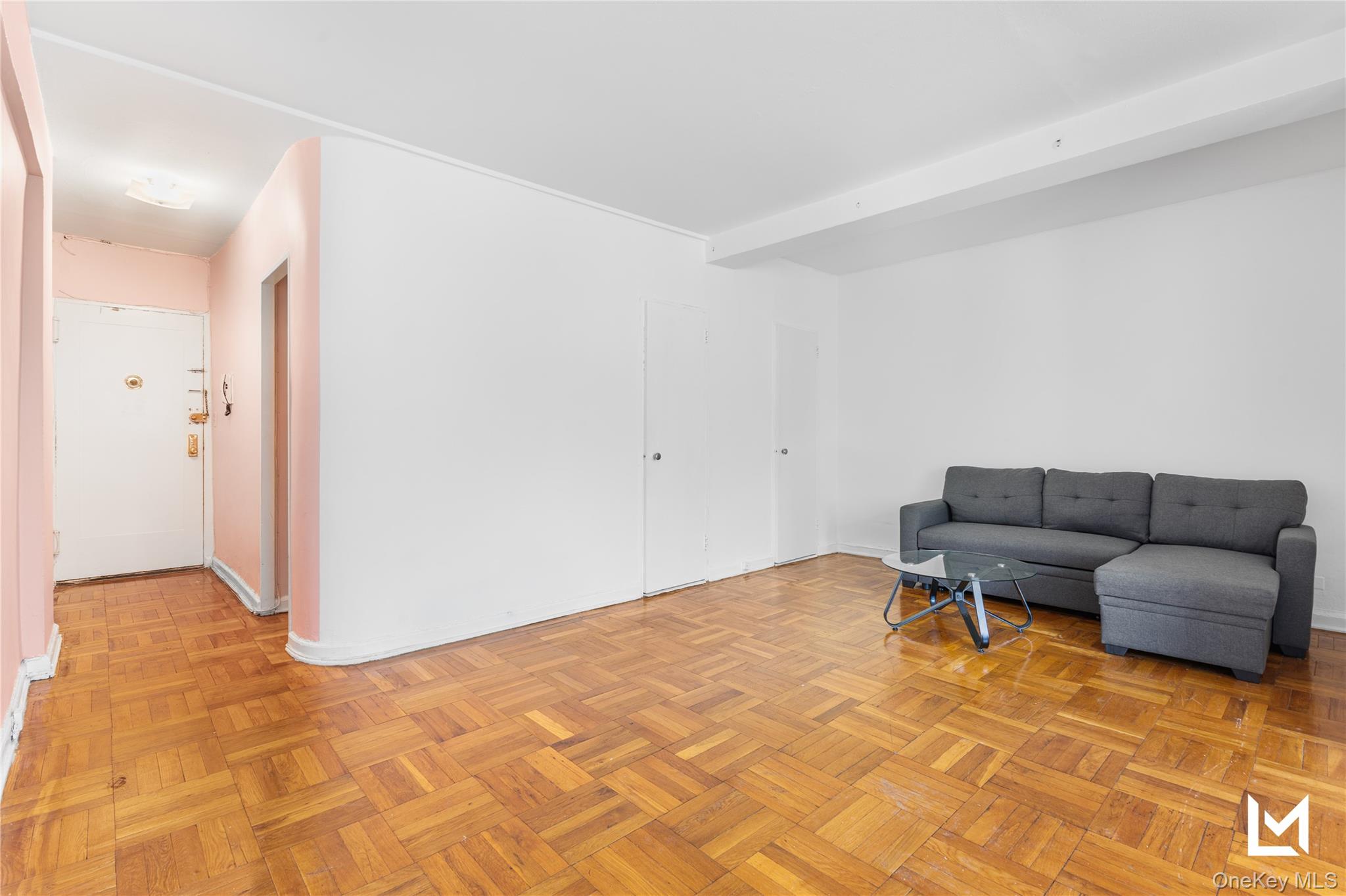 98-34 63rd Drive, Unit 4J photo 5