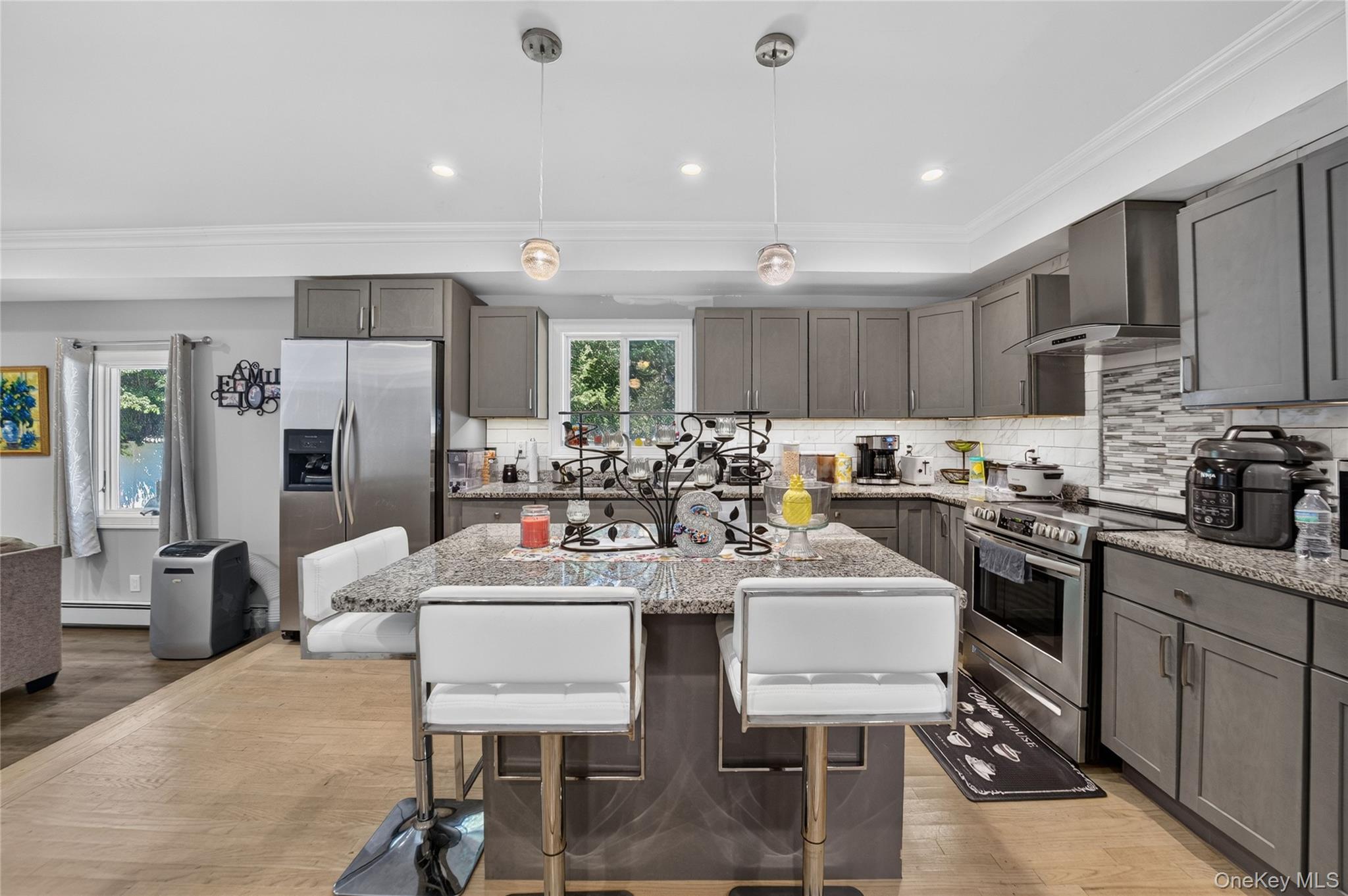 208 Newburgh Avenue – For Sale photo 3