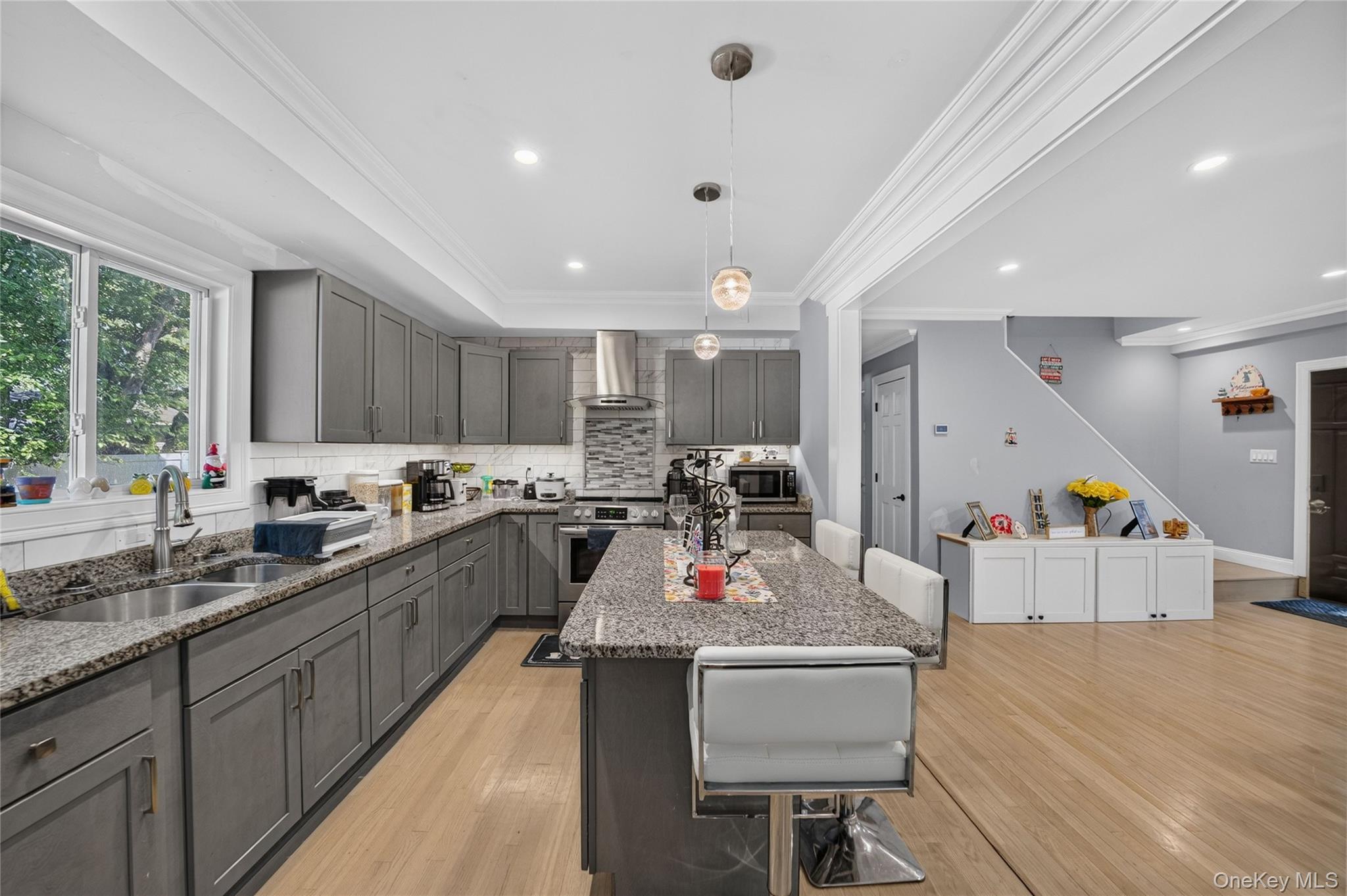 208 Newburgh Avenue – For Sale photo 4