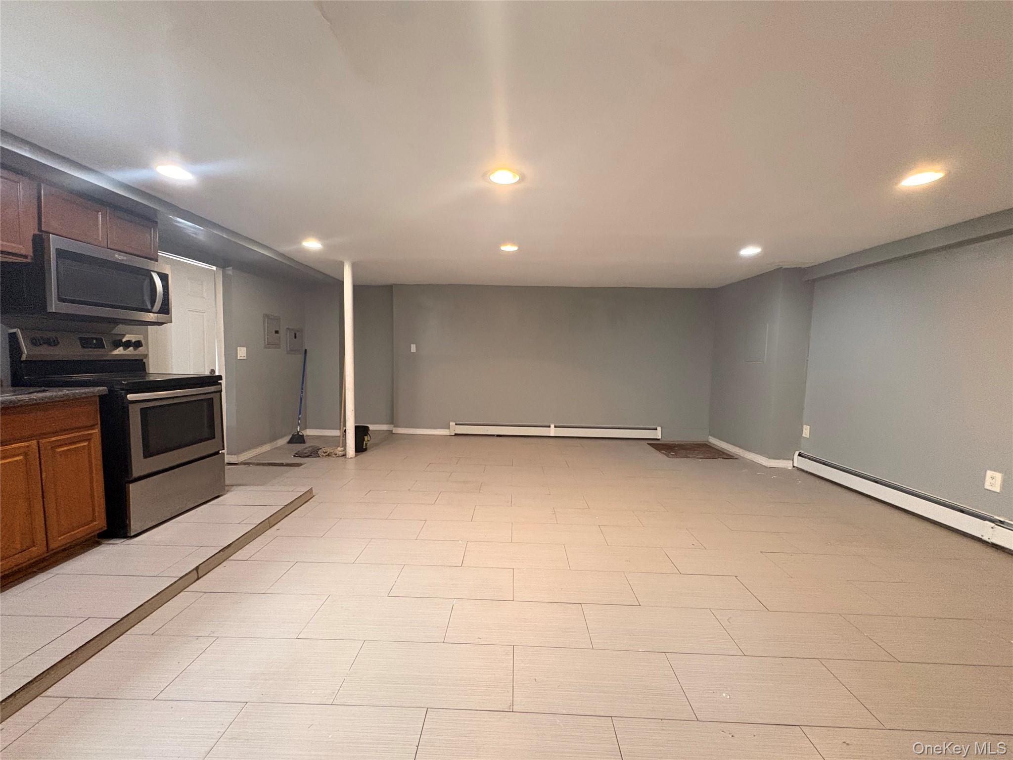 6947 De Costa Avenue – For Rent photo 3