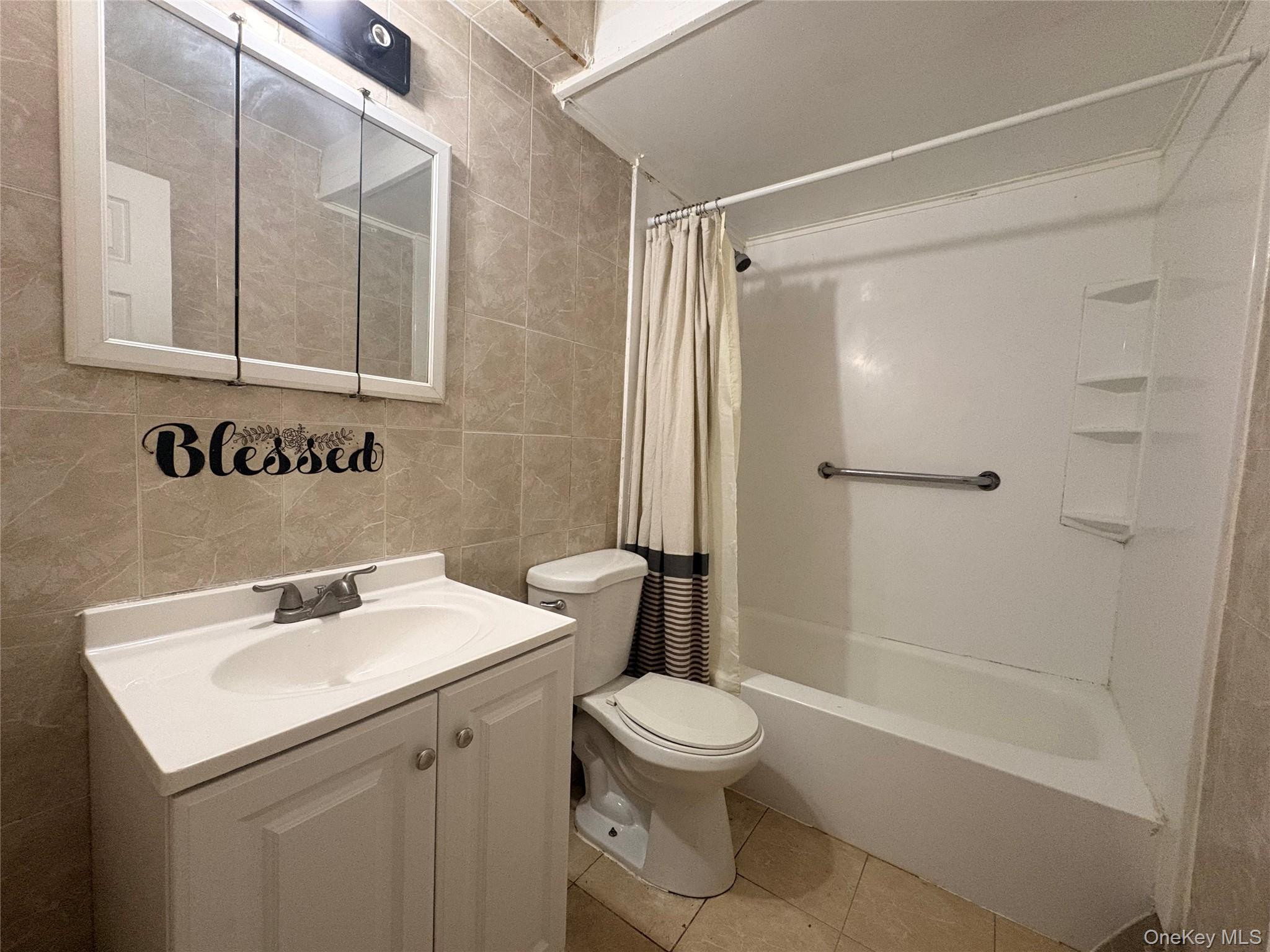 6947 De Costa Avenue – For Rent photo 6