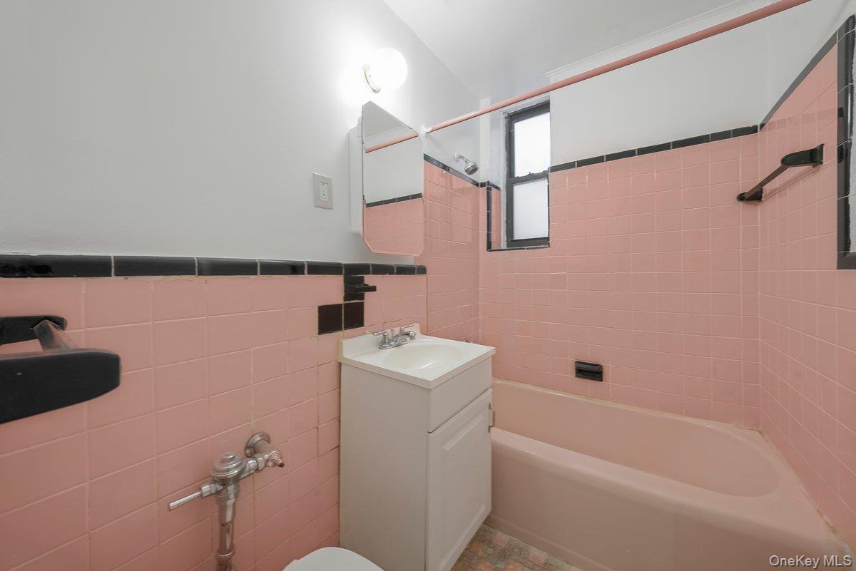 270 N Broadway, Unit PS photo 10