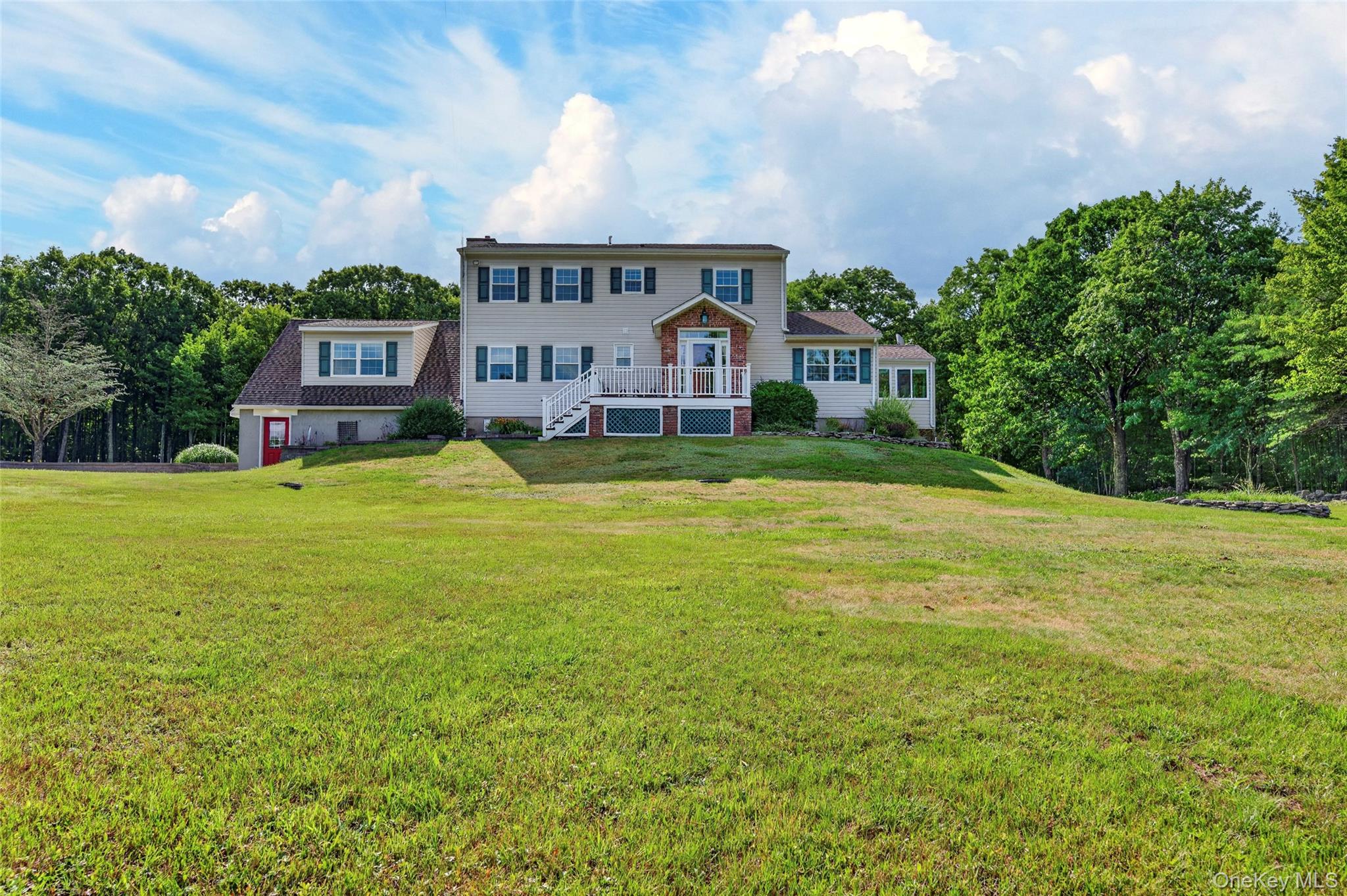156 Lackawack Hill Road – For Sale