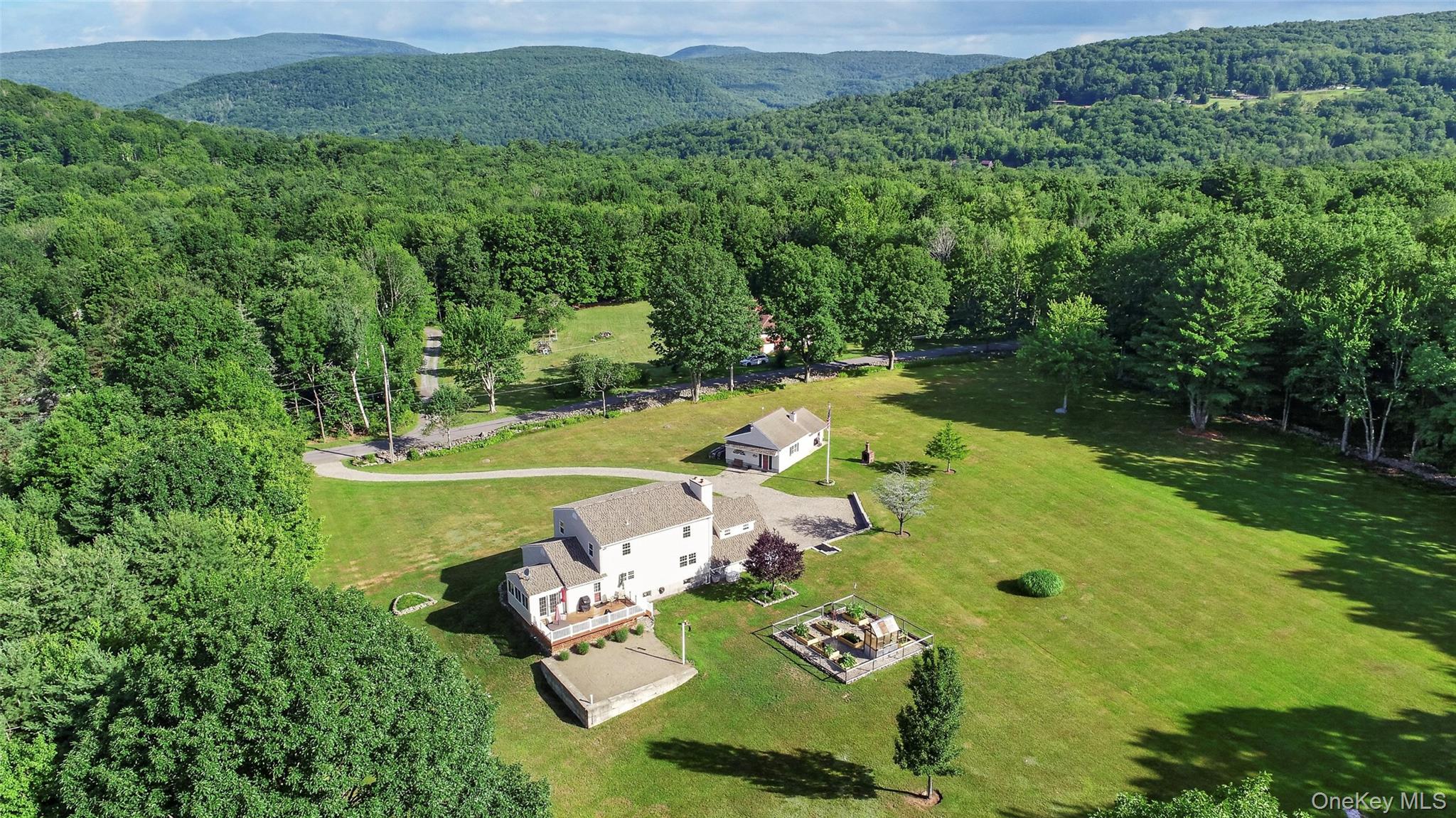 156 Lackawack Hill Road – For Sale photo 10