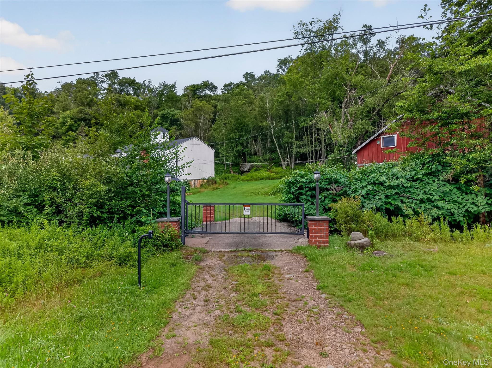 609 Grooville Road – For Sale photo 14