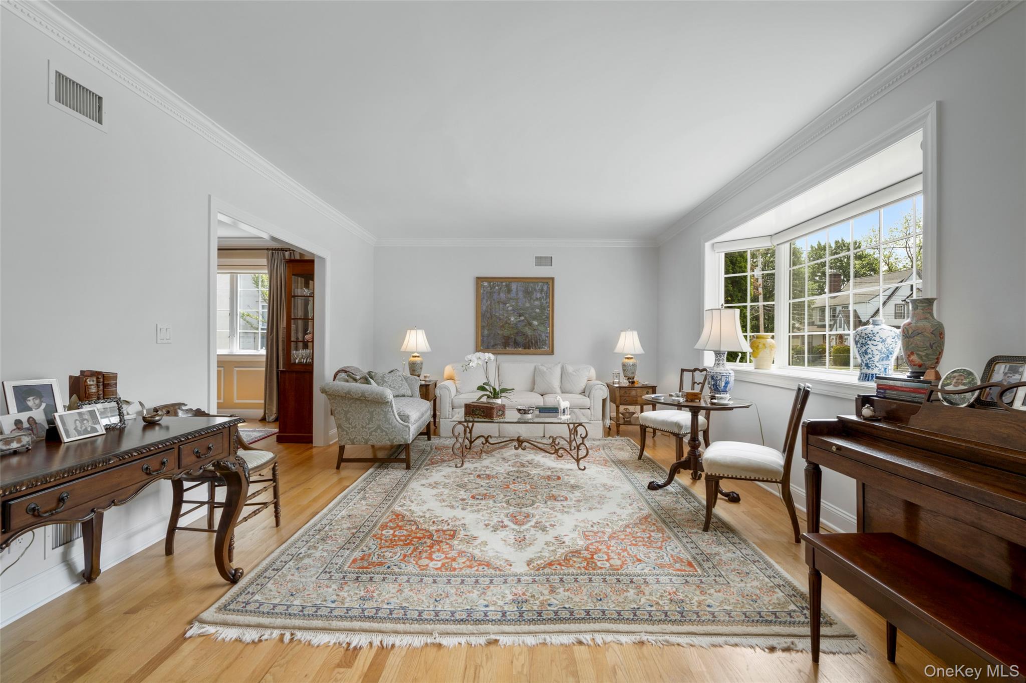 525 Carroll Avenue – For Rent photo 4
