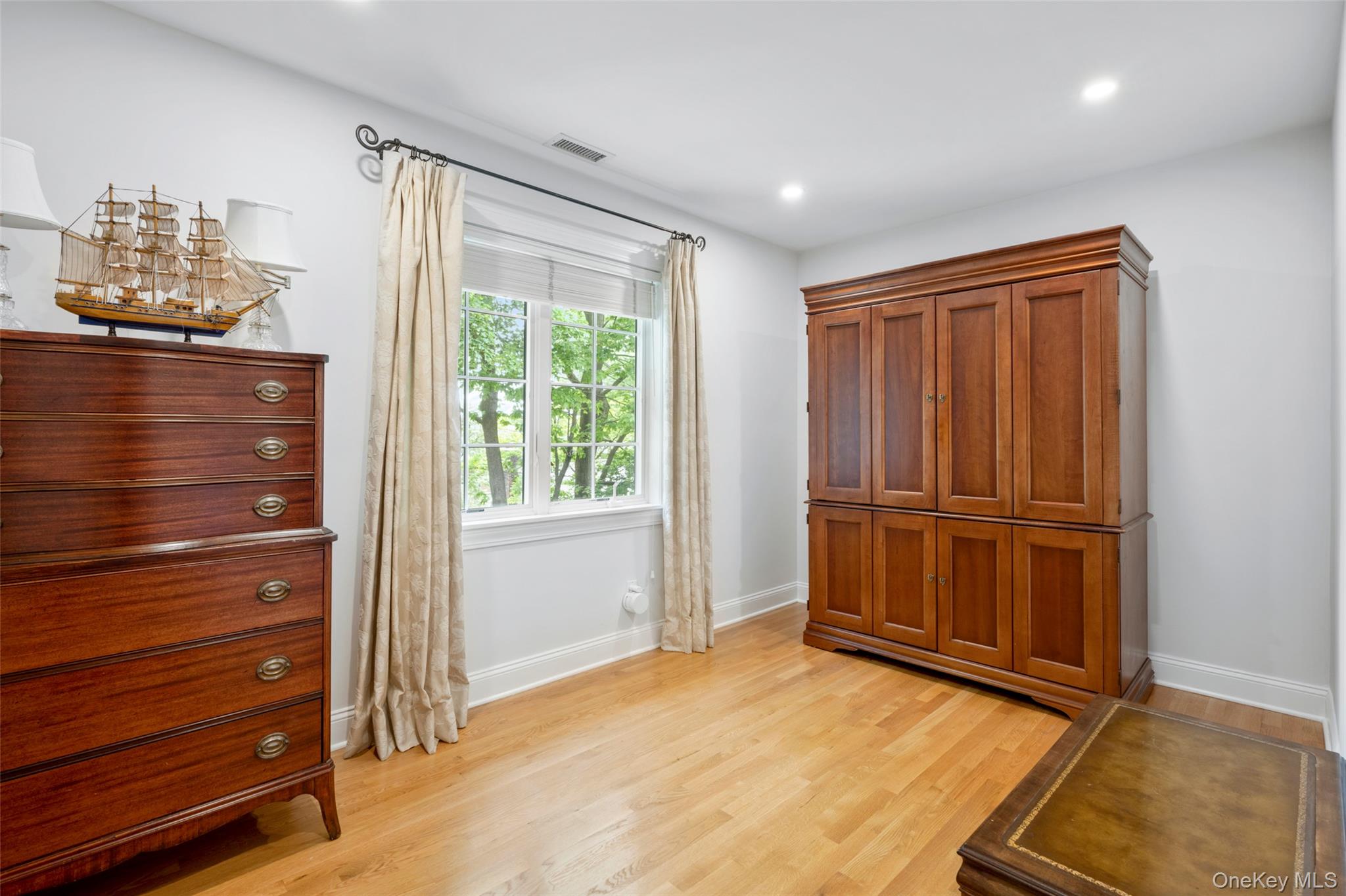 525 Carroll Avenue – For Rent photo 25