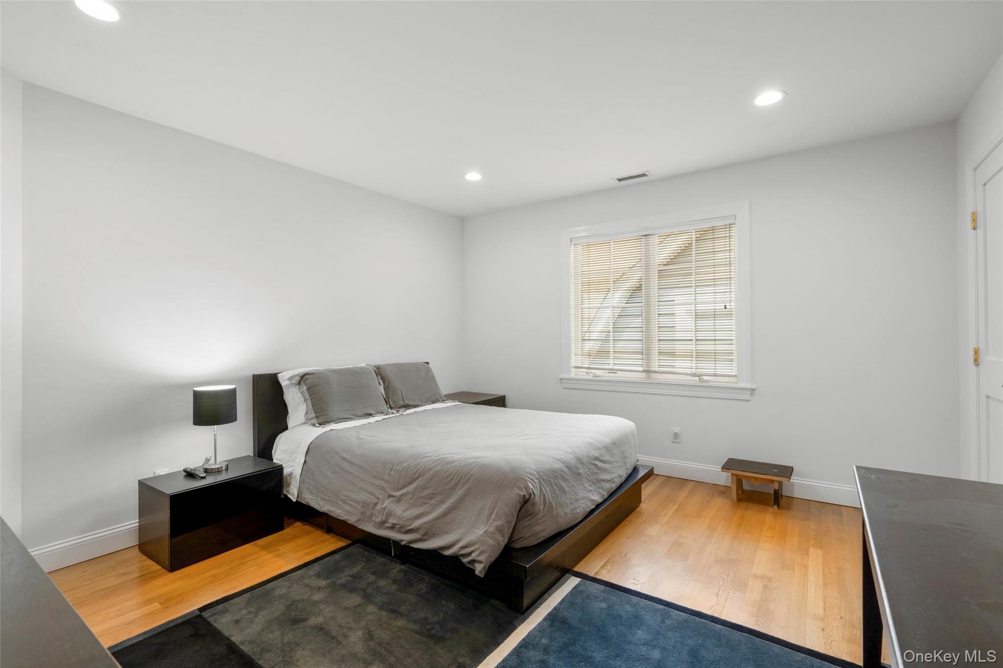 525 Carroll Avenue – For Rent photo 20