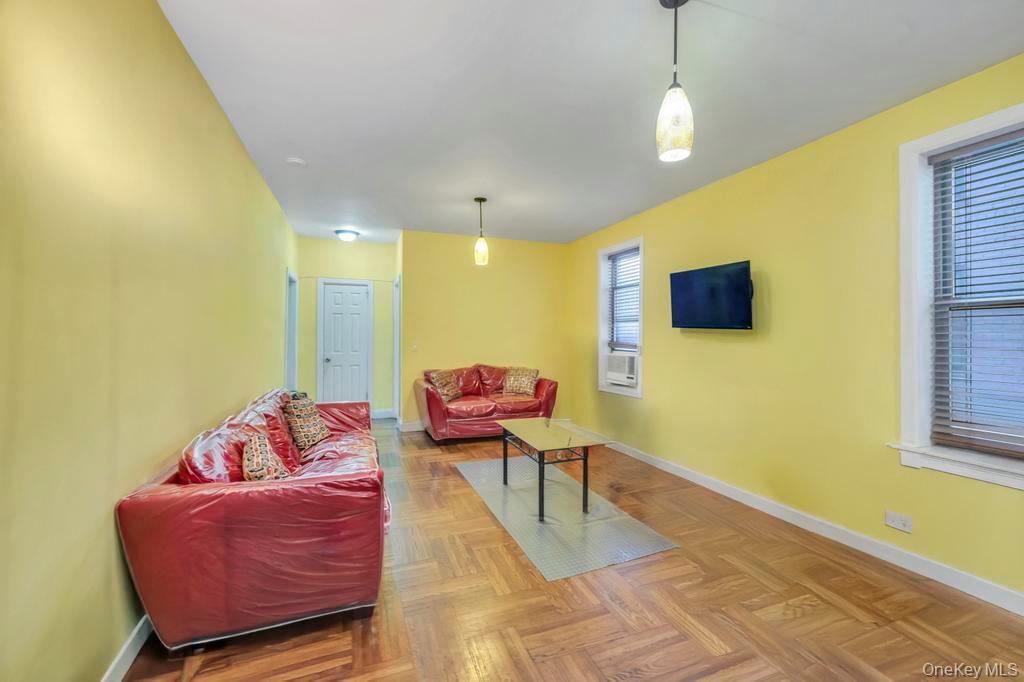 2020 E 41st Street, Unit 2B photo 9
