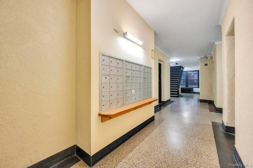 2020 E 41st Street, Unit 2B photo 3