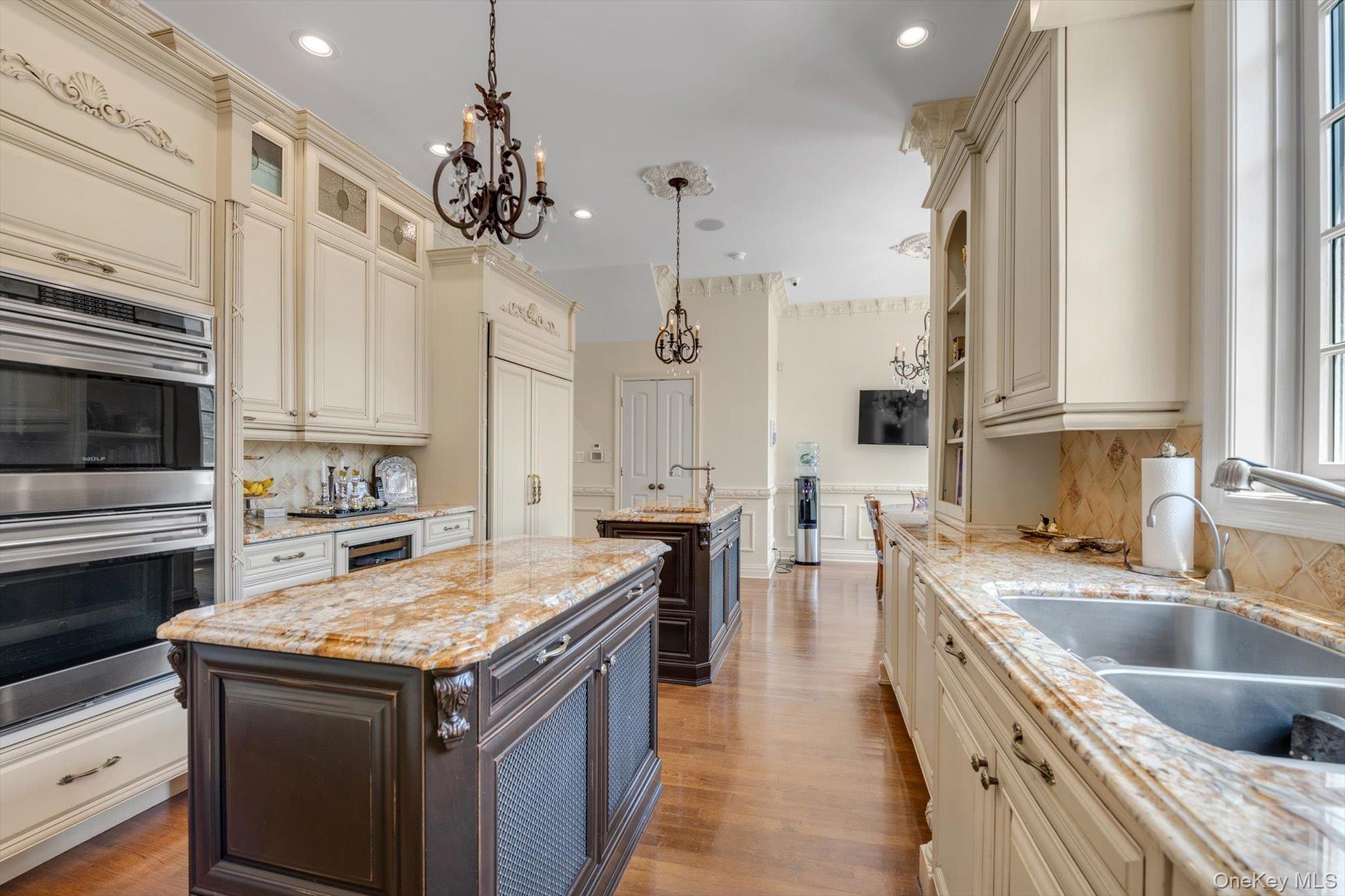 760 Hillcrest Place – For Sale photo 9