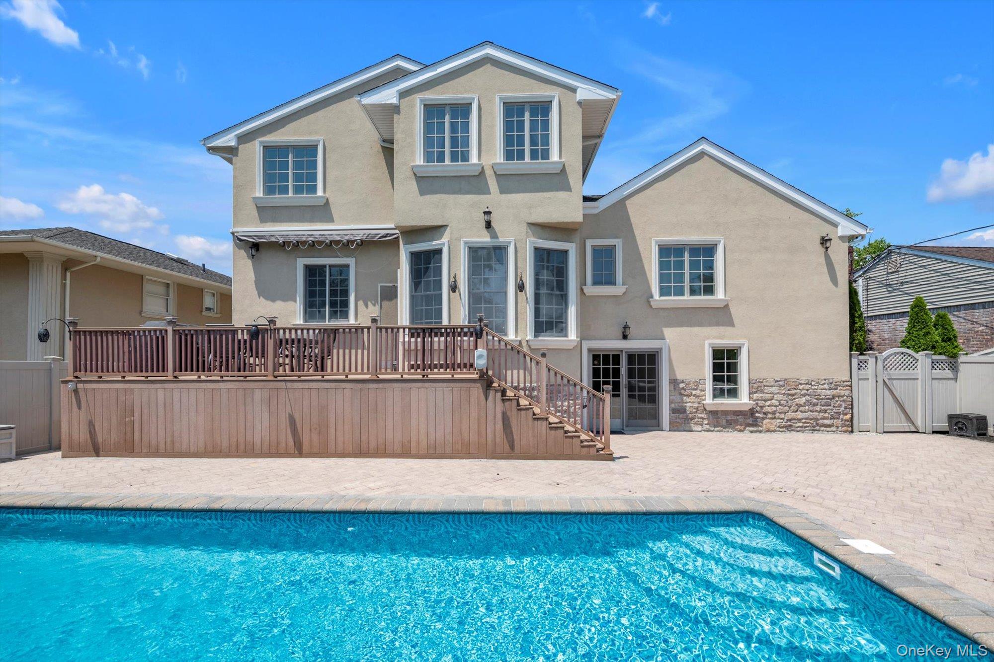 760 Hillcrest Place – For Sale photo 30