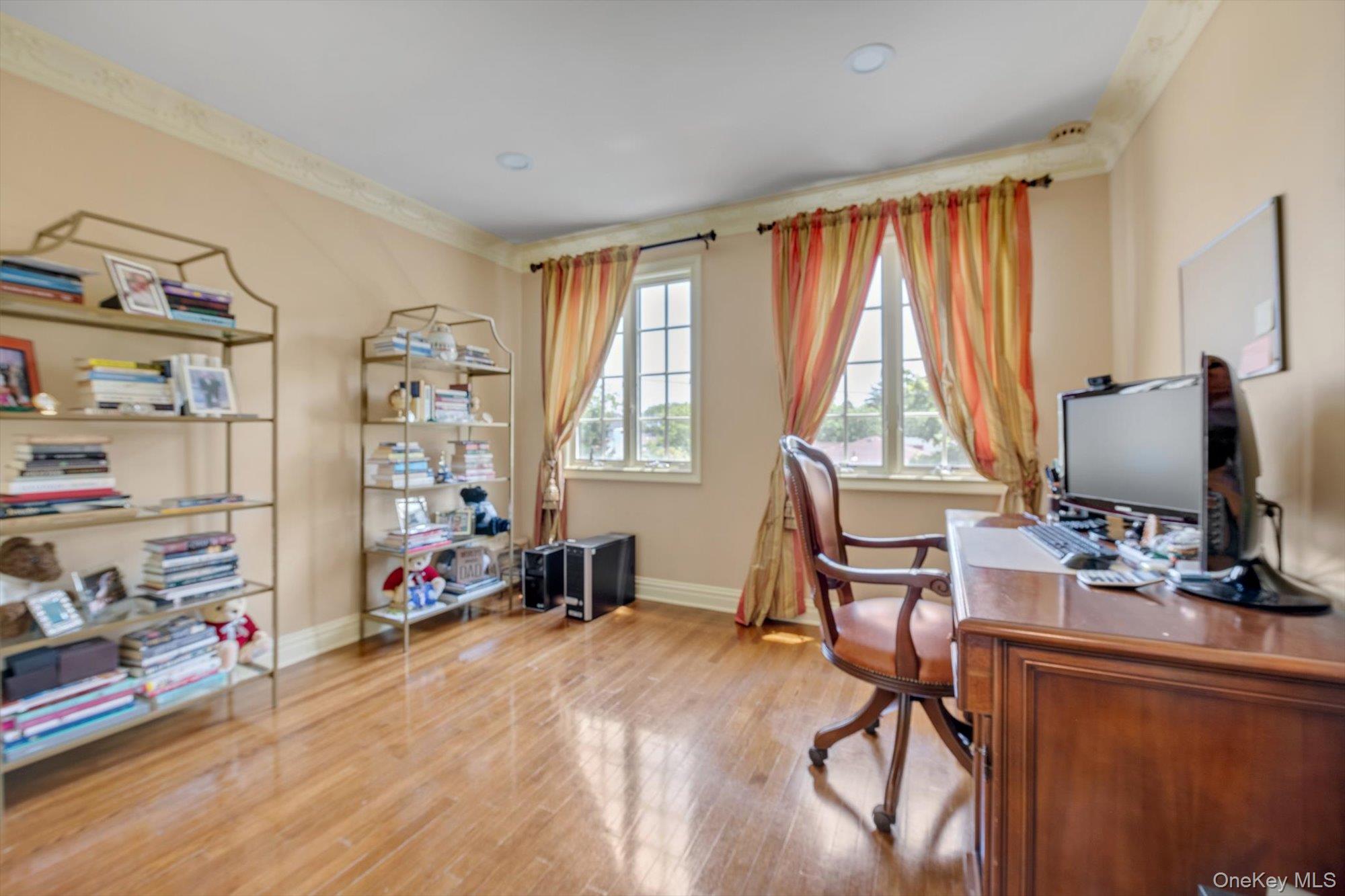 760 Hillcrest Place – For Sale photo 18