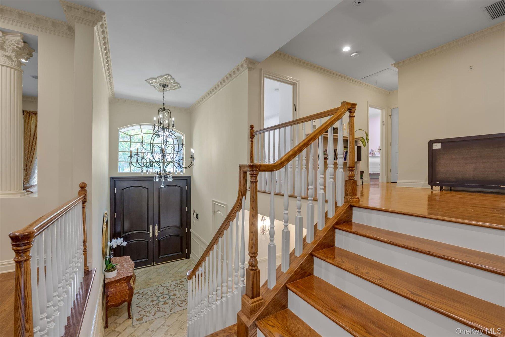 760 Hillcrest Place – For Sale photo 12