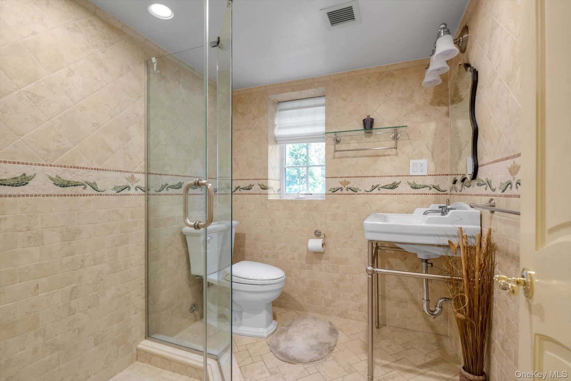 760 Hillcrest Place – For Sale photo 23