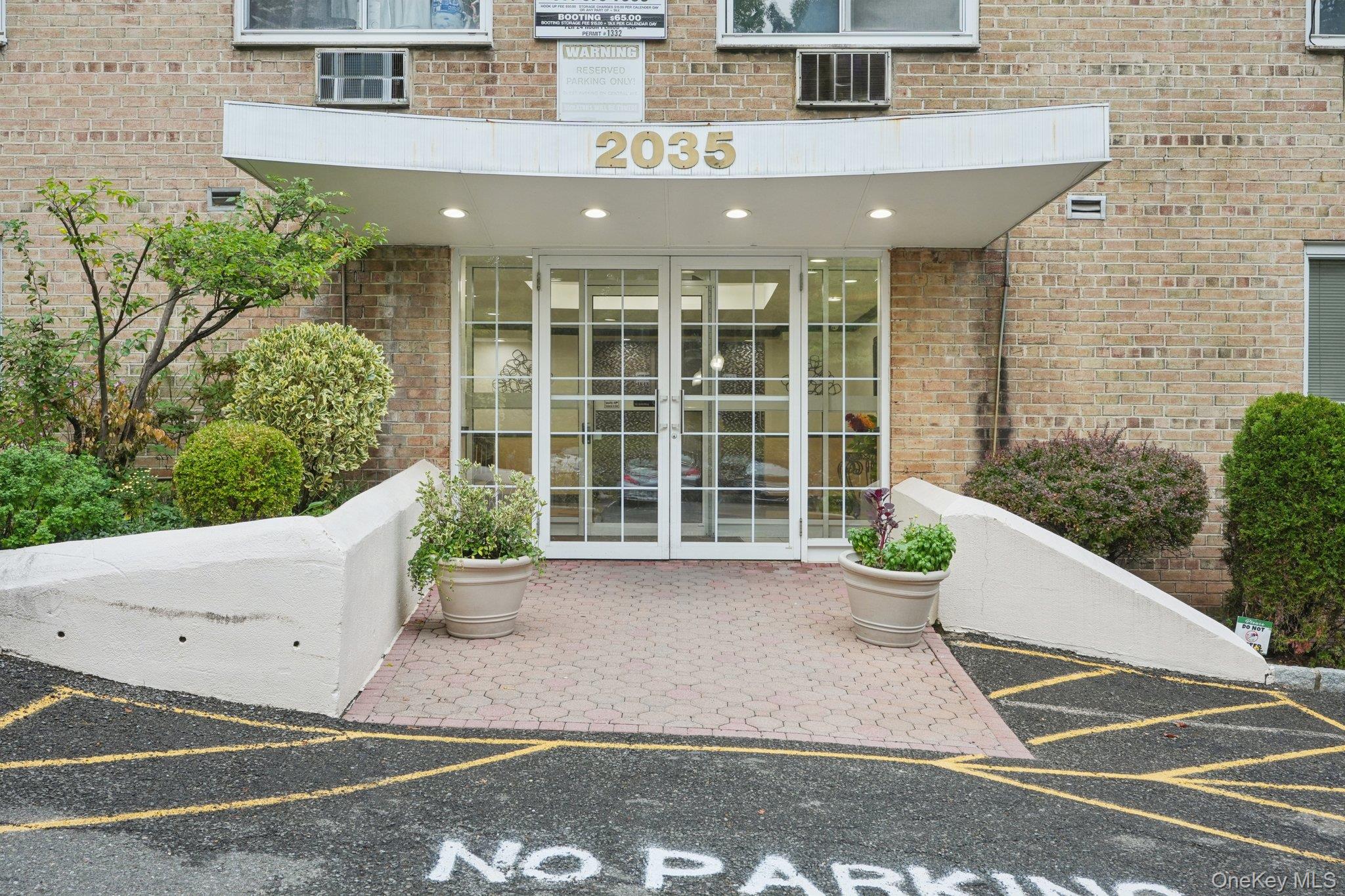 2035 Central Park Avenue, Unit 1K photo 16
