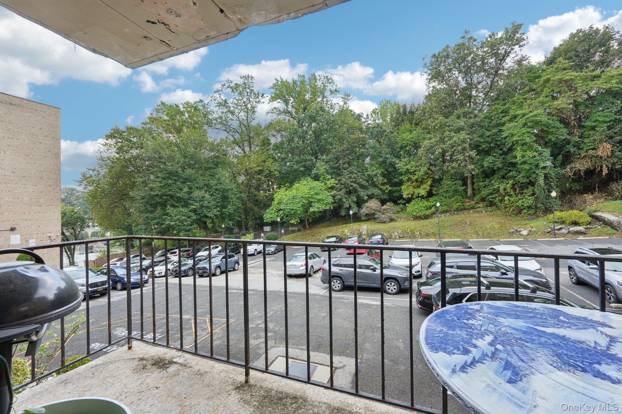2035 Central Park Avenue, Unit 1K photo 7