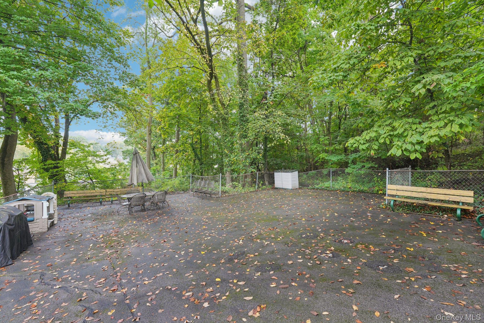 2035 Central Park Avenue, Unit 1K