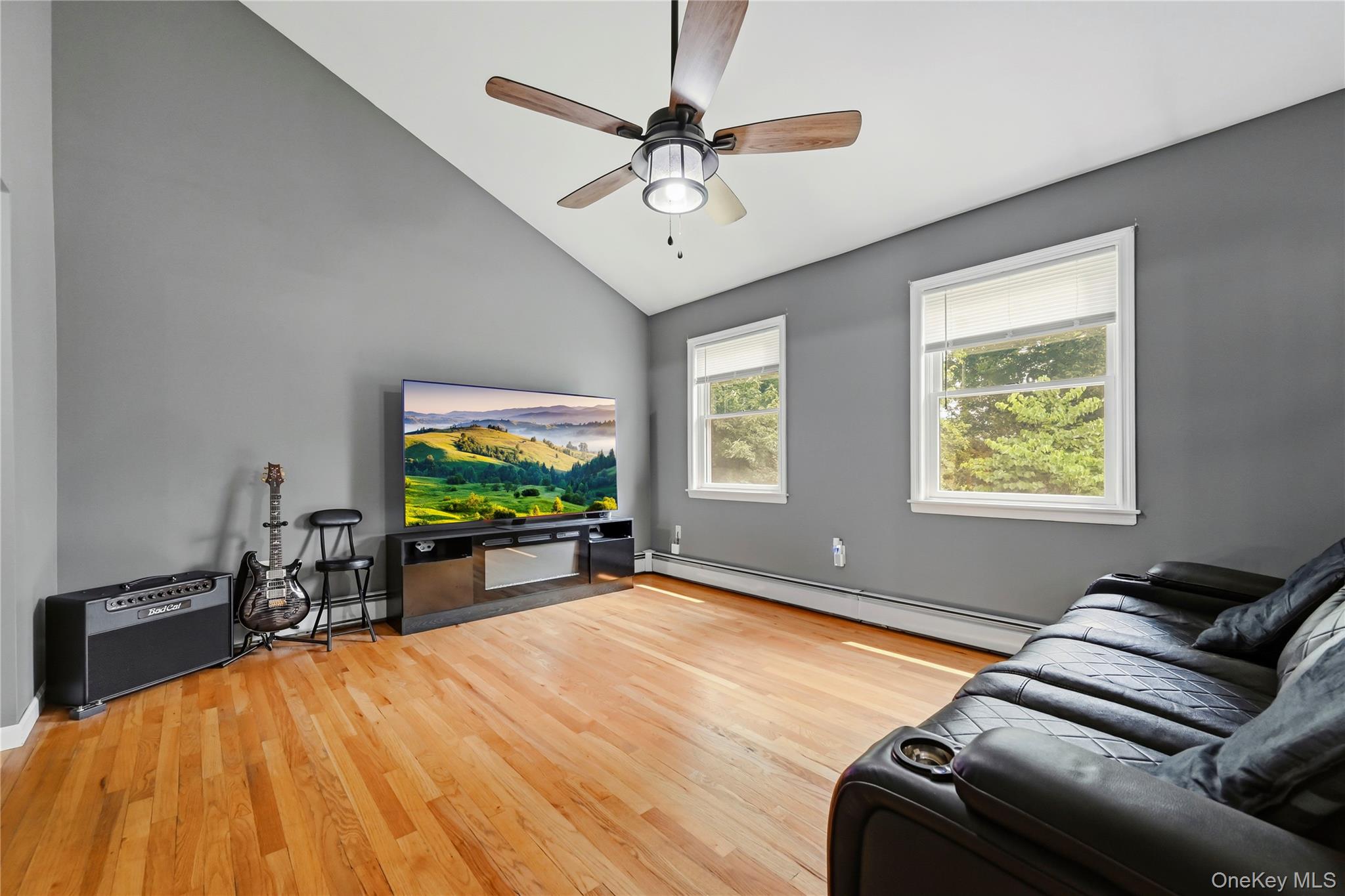 564 Clove Road – For Sale photo 9
